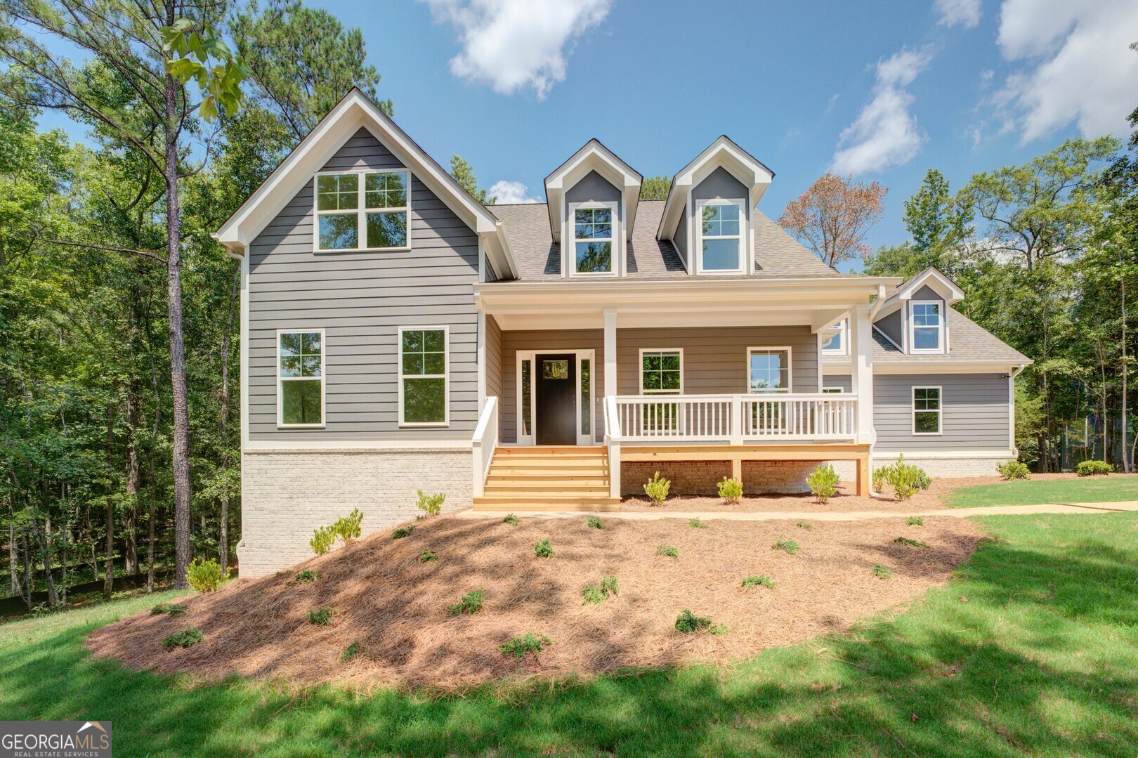 220 Nicklaus Circle Property Photo