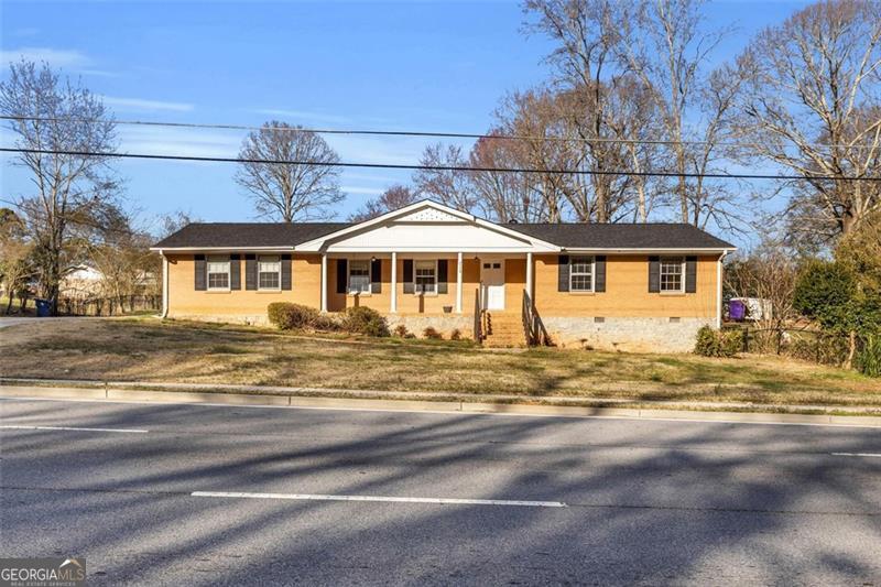 2338 Rockbridge Road Property Photo