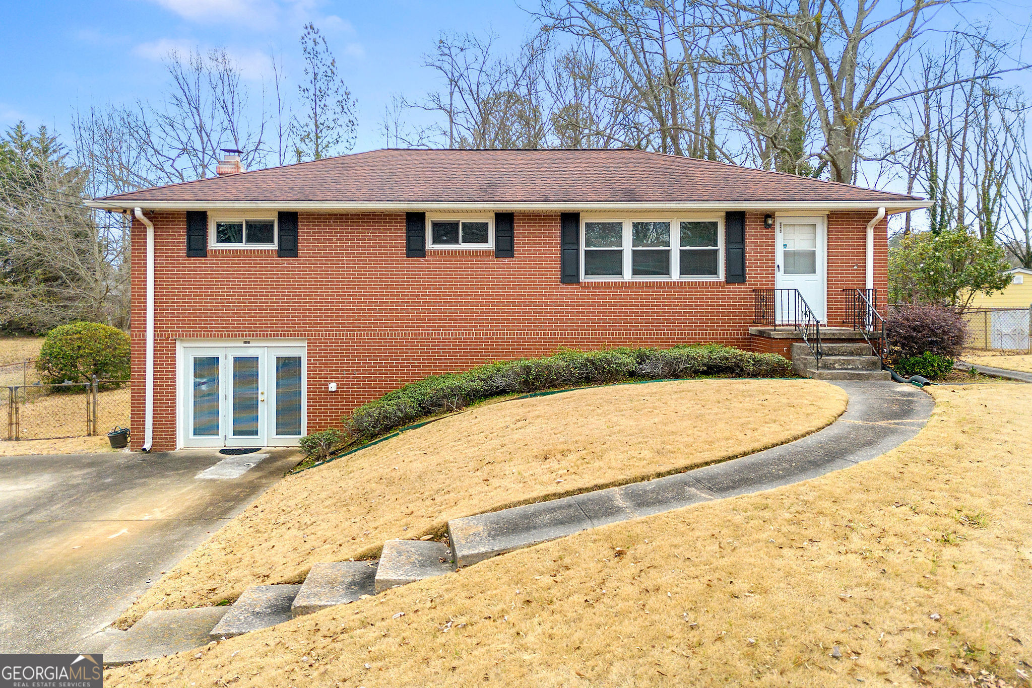 3406 Woodview Drive Se Property Photo