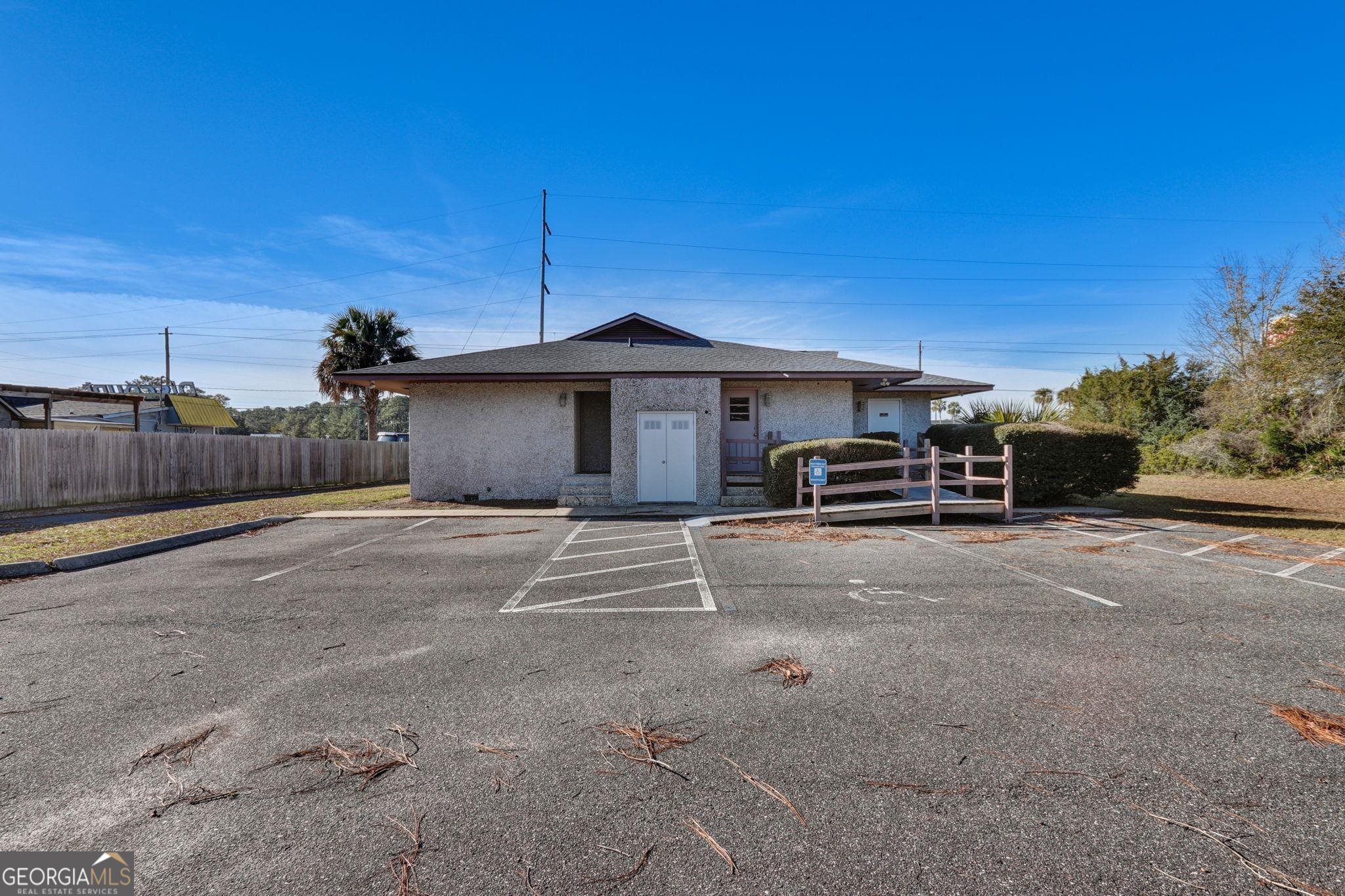 2420 Osborne Property Photo 5