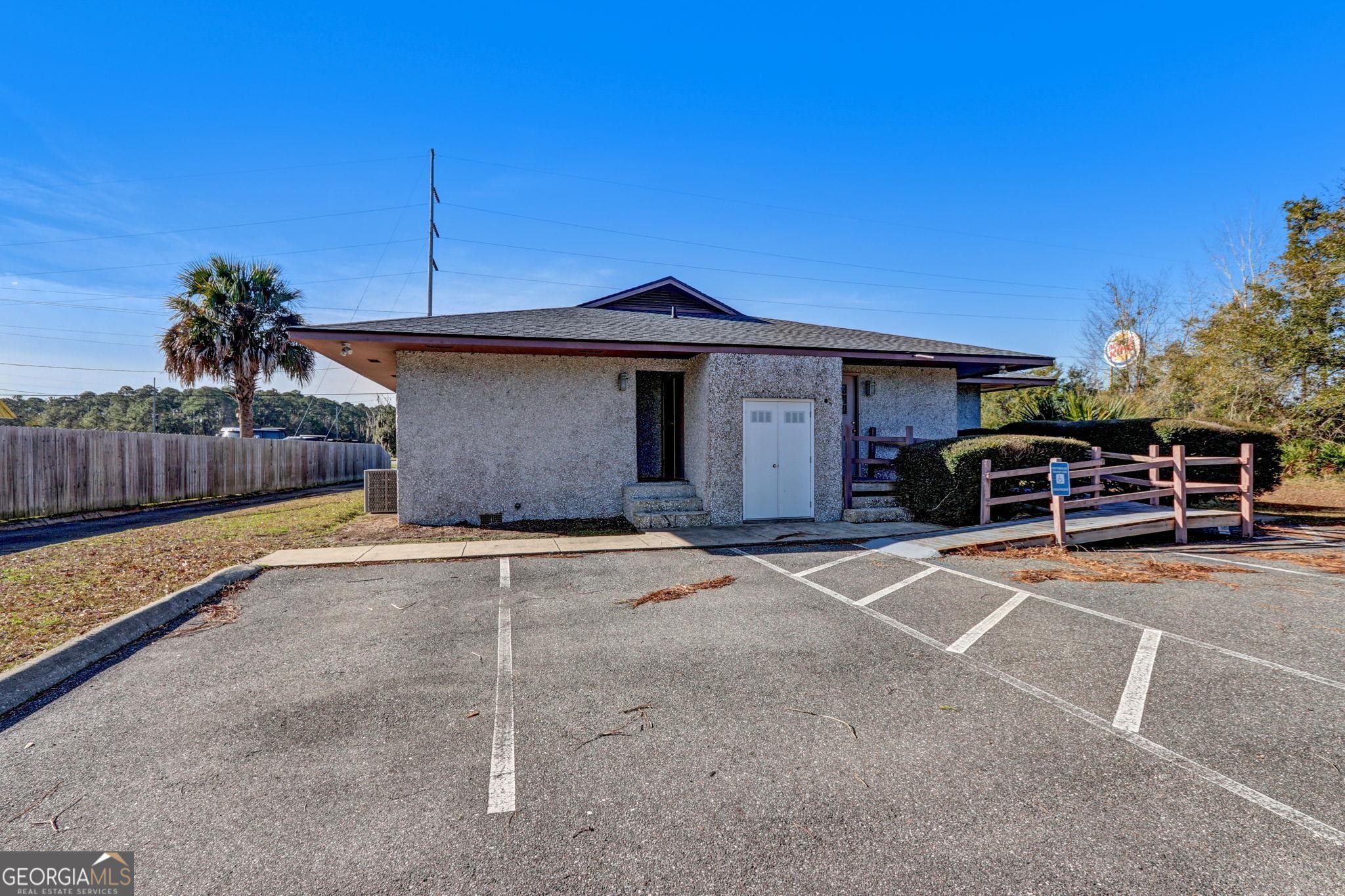 2420 Osborne Property Photo 8