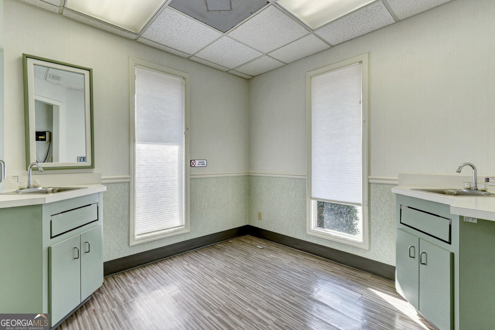 2420 Osborne Property Photo 46