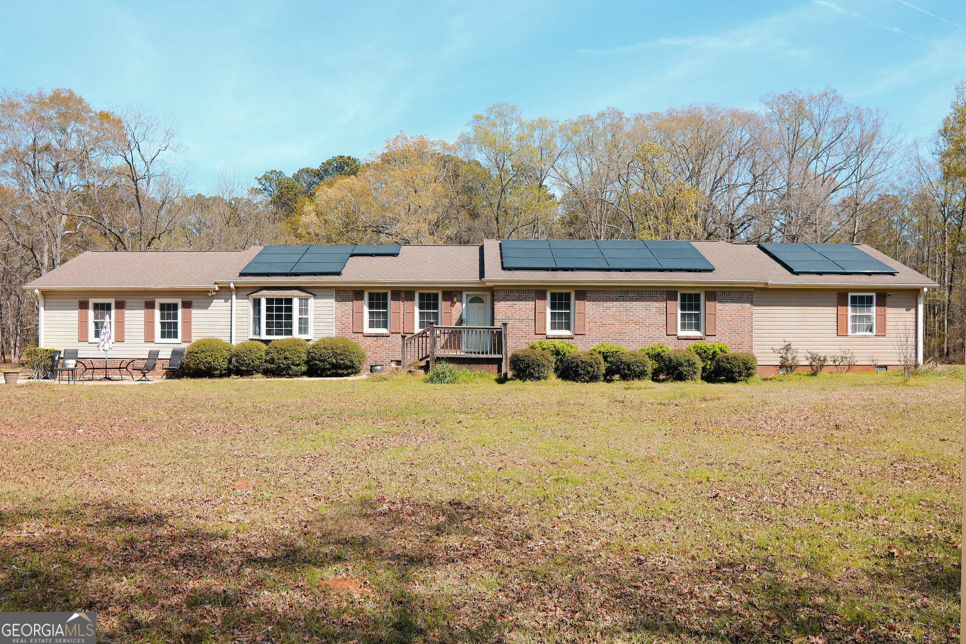 726 Waller Road Property Photo