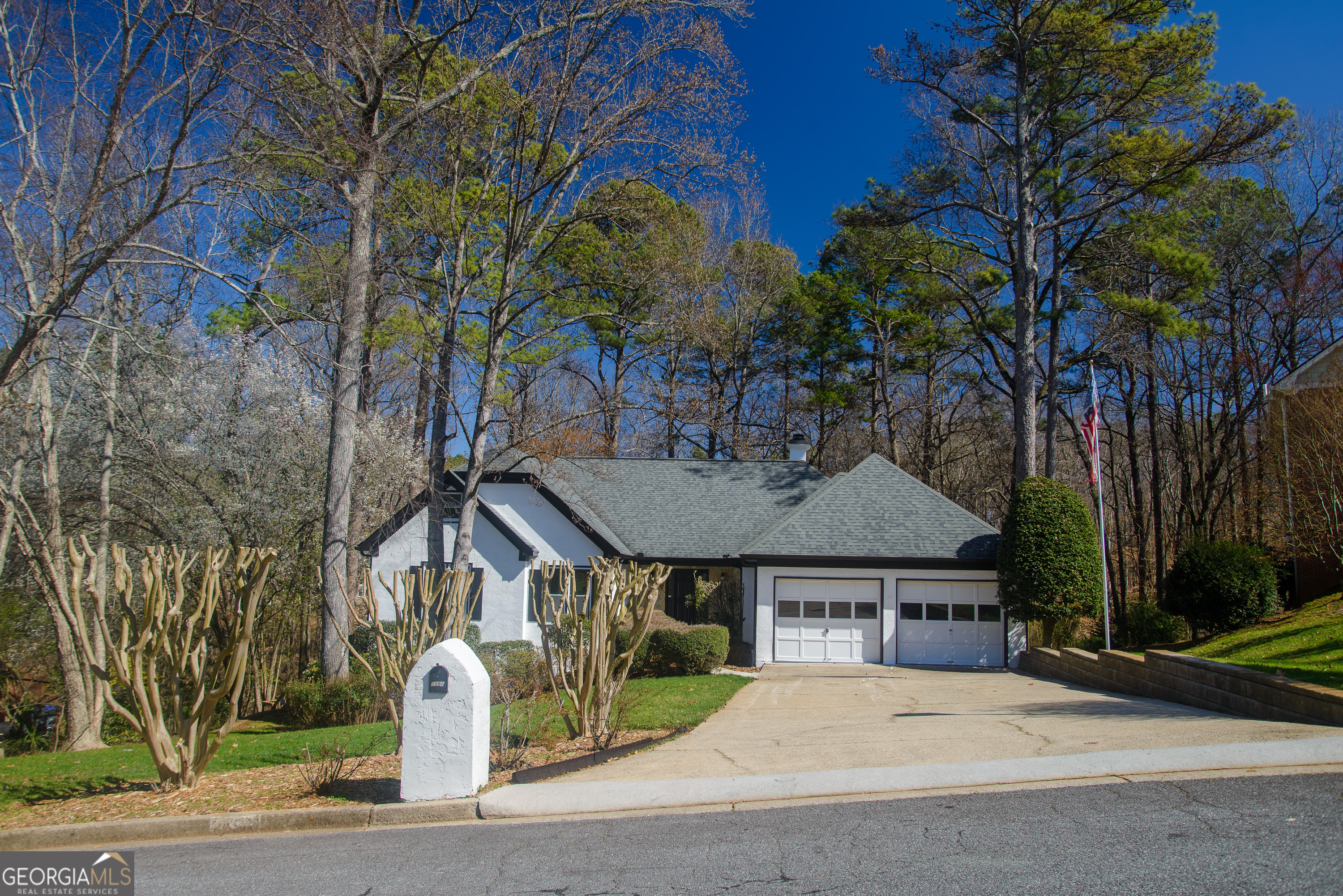 1190 Saint Ives Court Property Photo