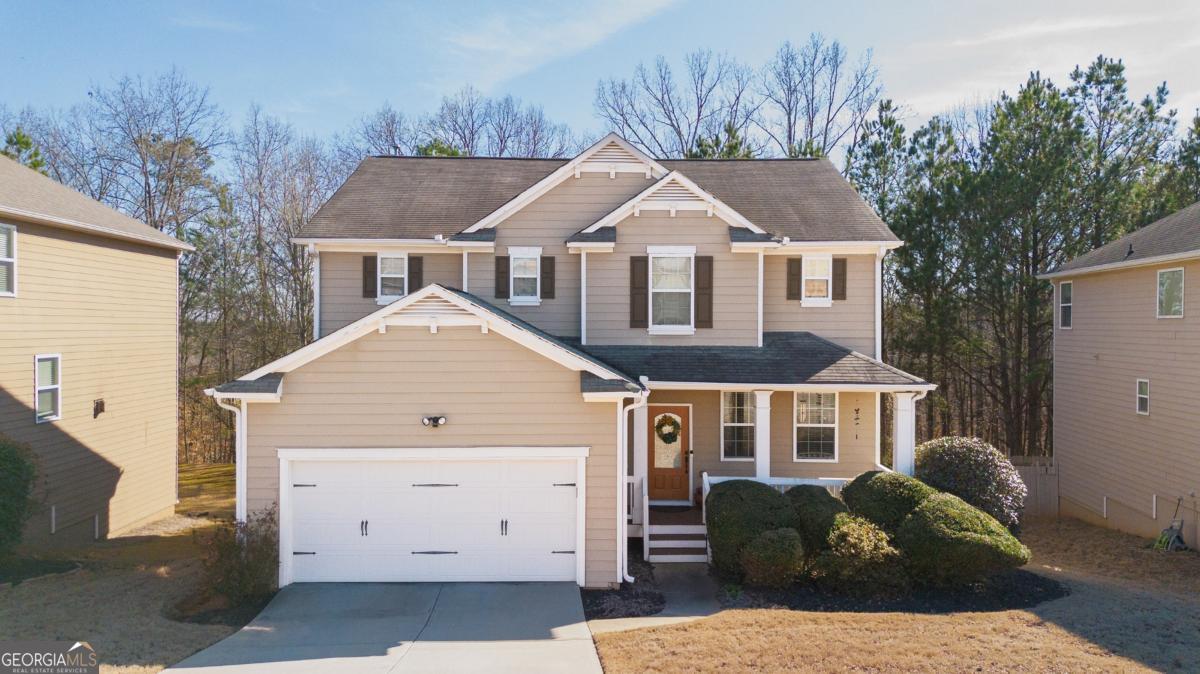 977 Forest Knoll Court Property Photo