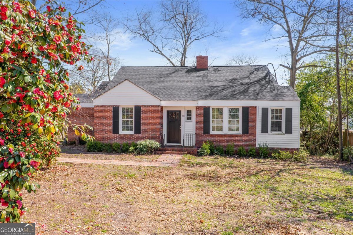 1730 King Woods Drive Property Photo