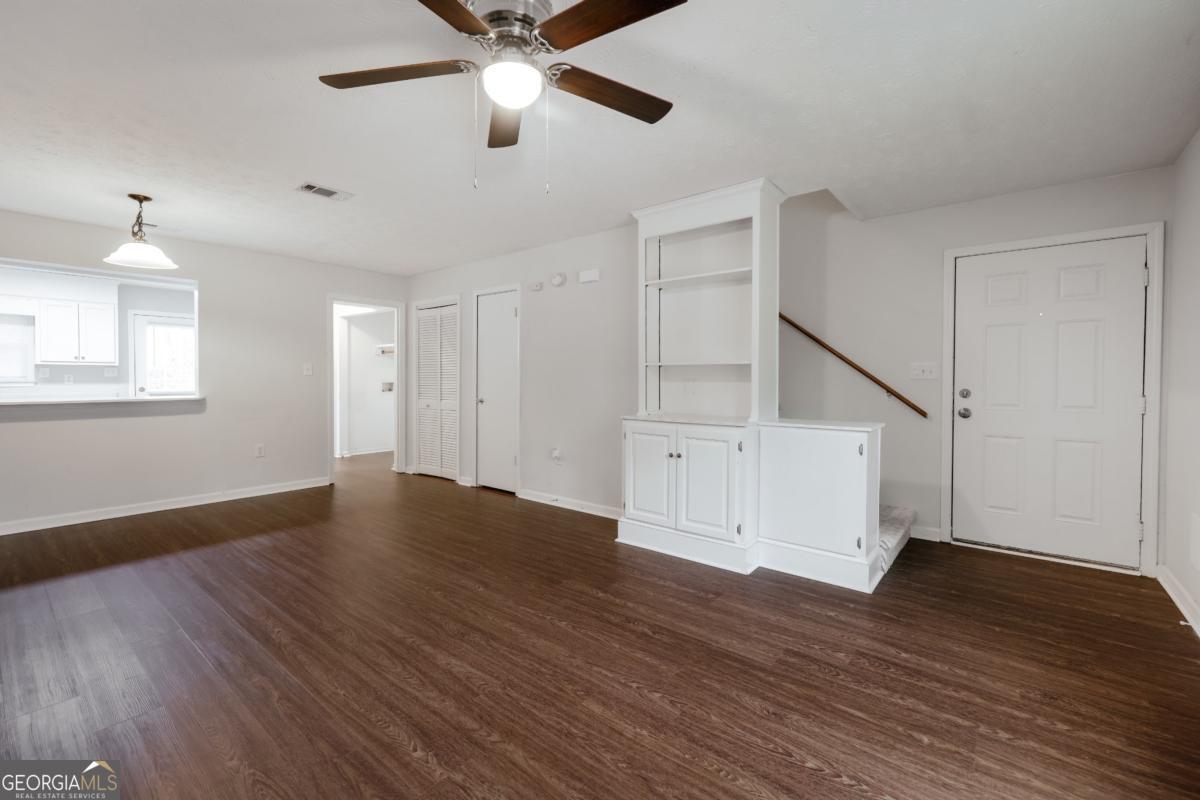 207 Highland Park Drive Property Photo 5