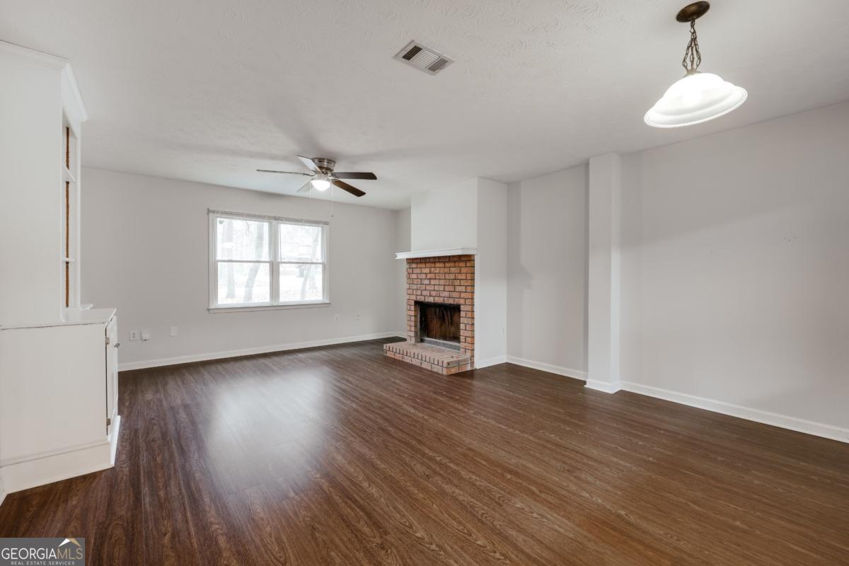 207 Highland Park Drive Property Photo 6