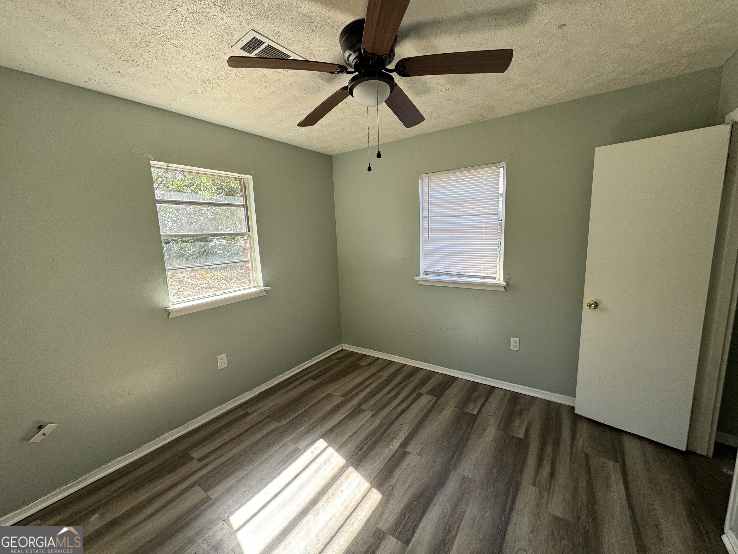227 Madrid Street Property Photo 4
