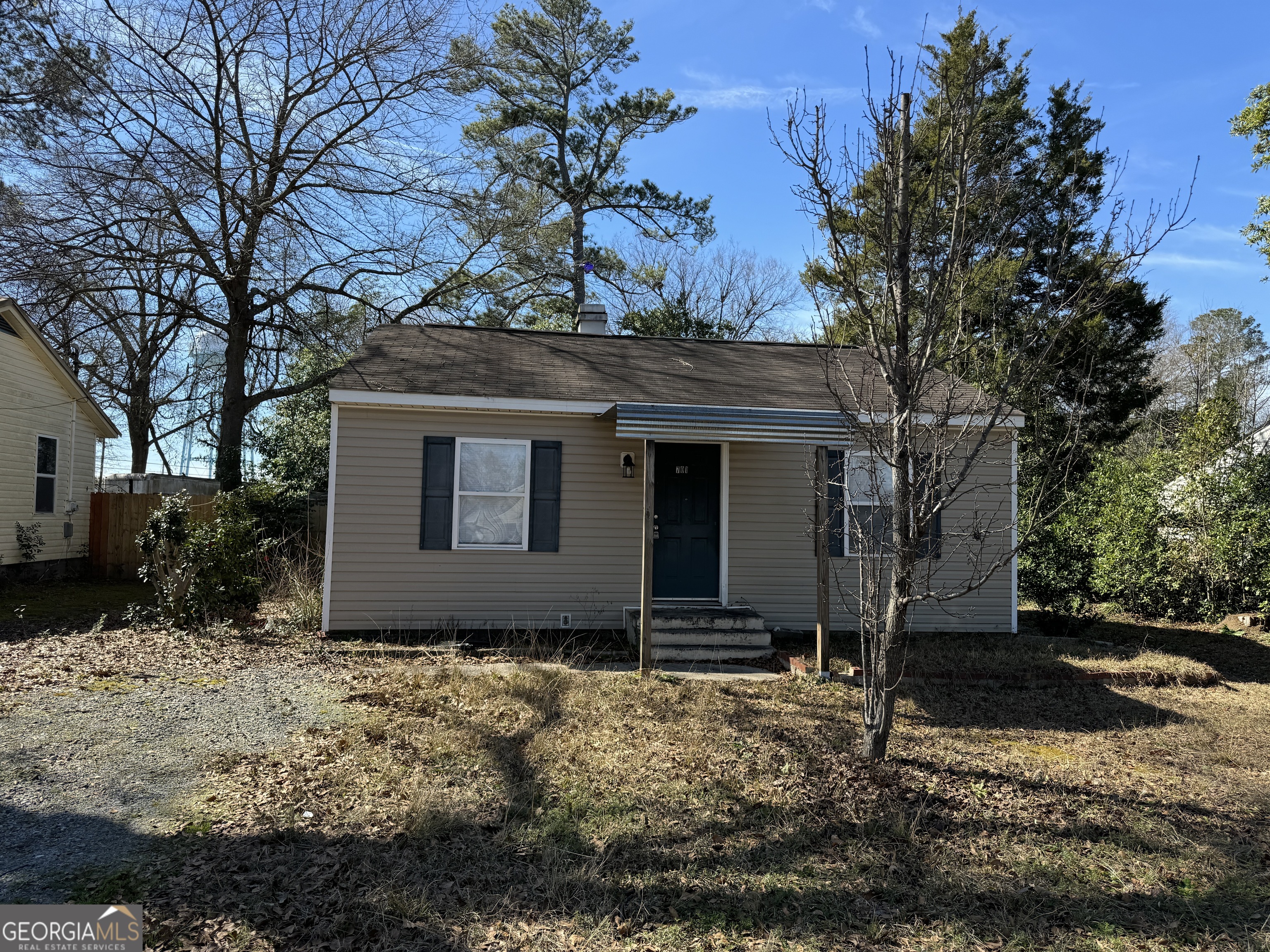 701 Paul Street Property Image
