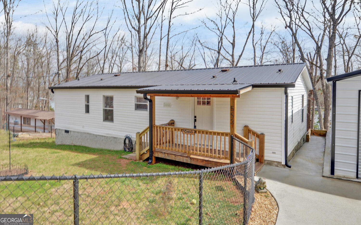 553 Walter Way Property Photo