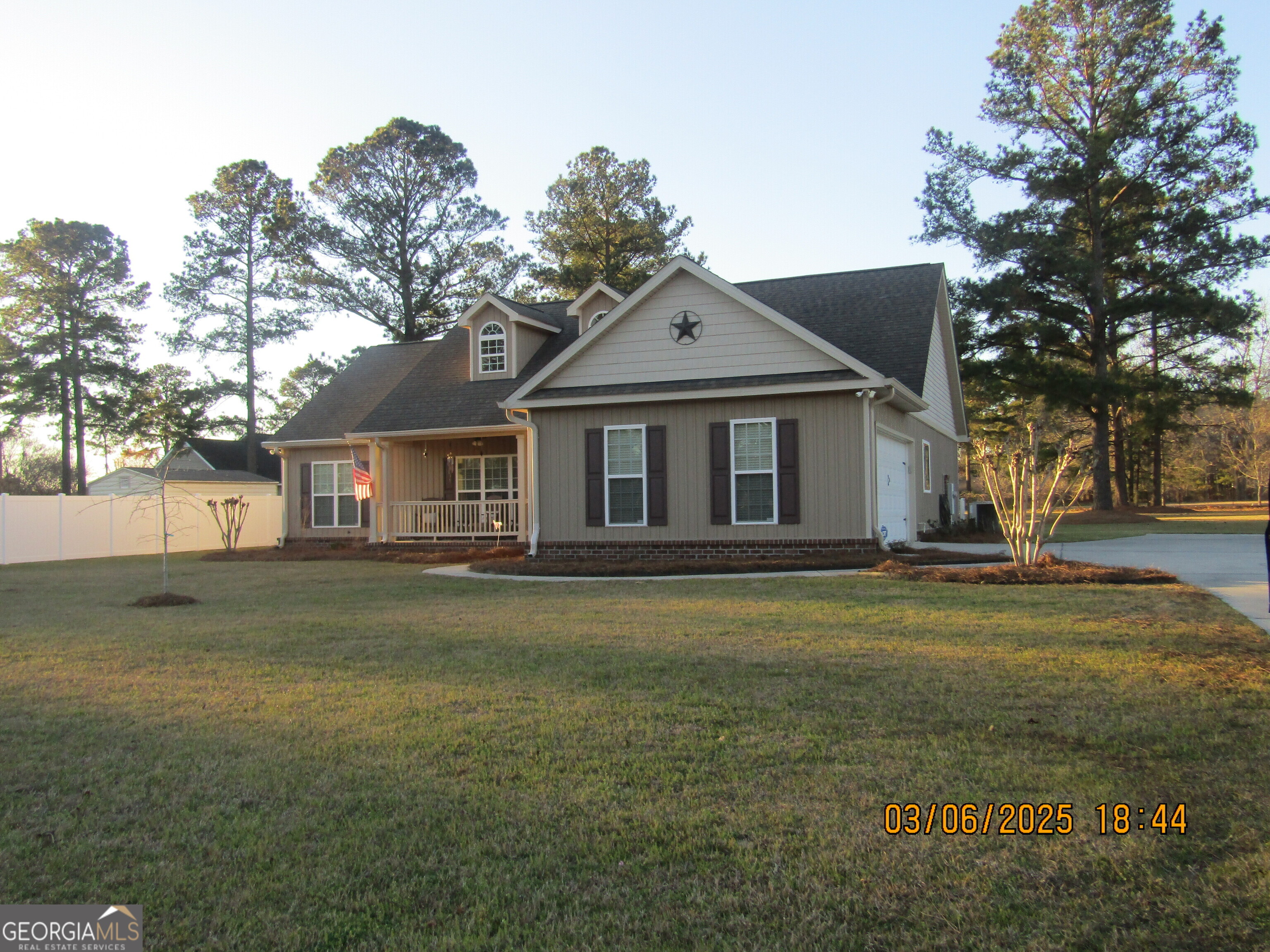503 E Mica Court Property Photo