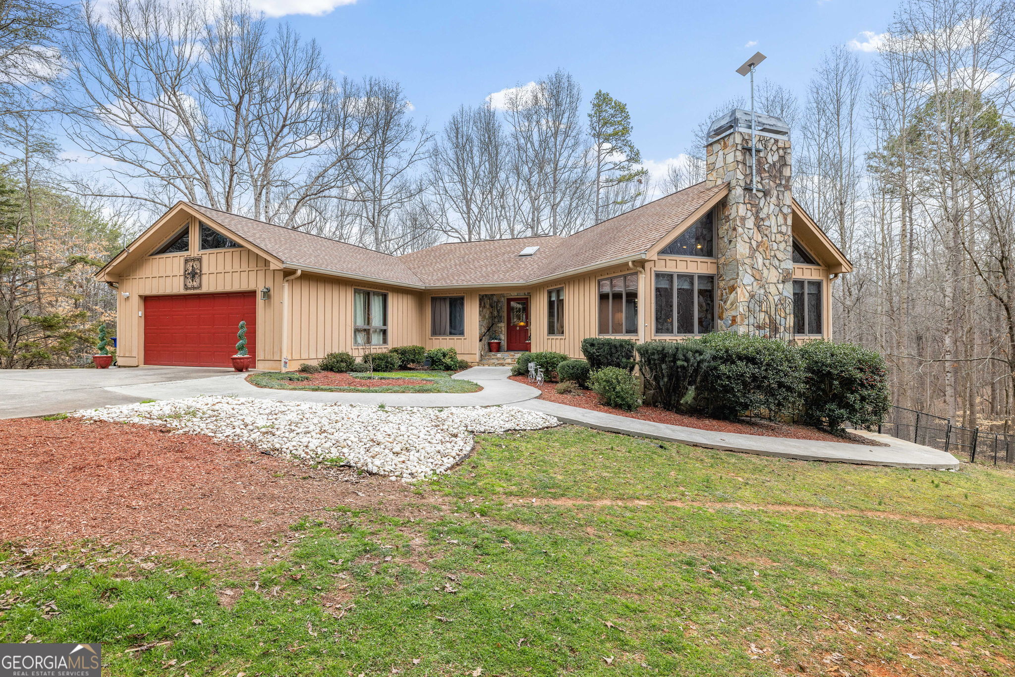 192 Ridge Lane Property Photo