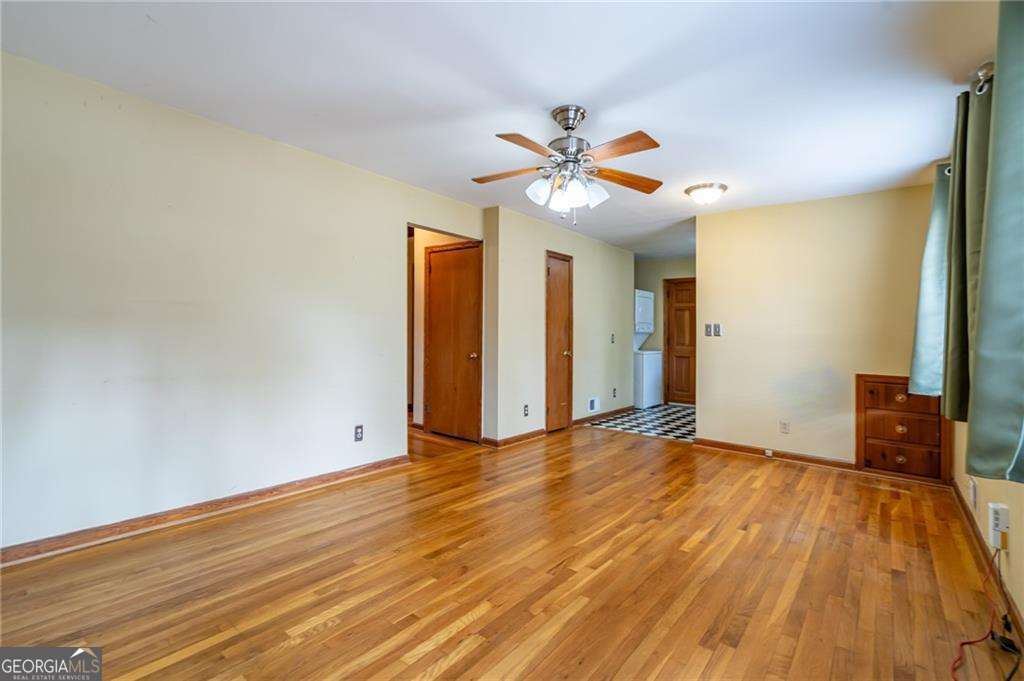 608 Sycamore Drive Property Photo 3