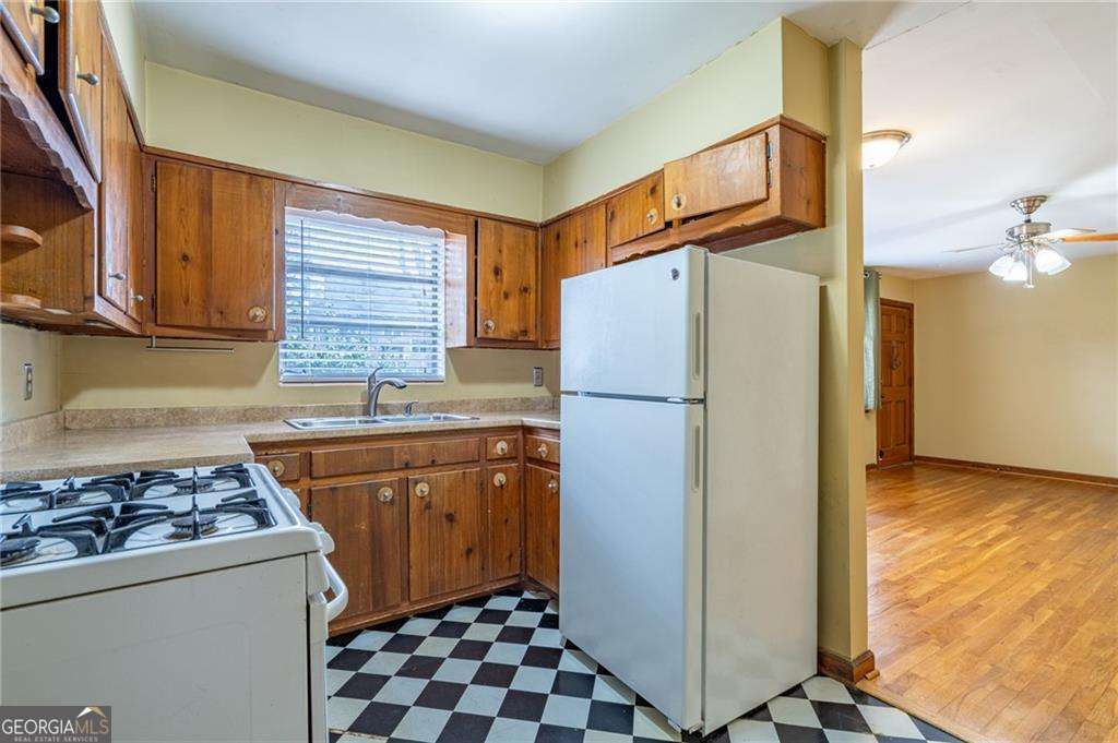 608 Sycamore Drive Property Photo 8