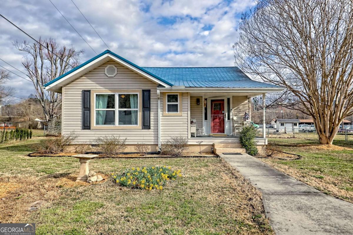 59 Lowell Street Property Photo