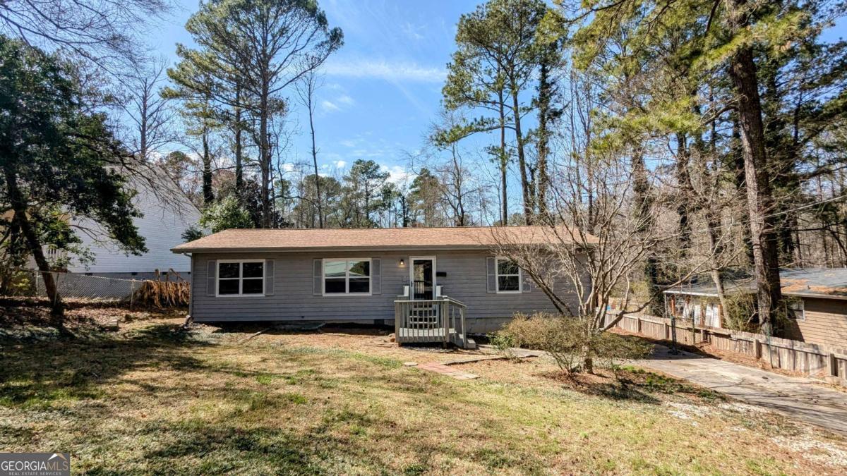 4195 Bradley Drive Property Photo