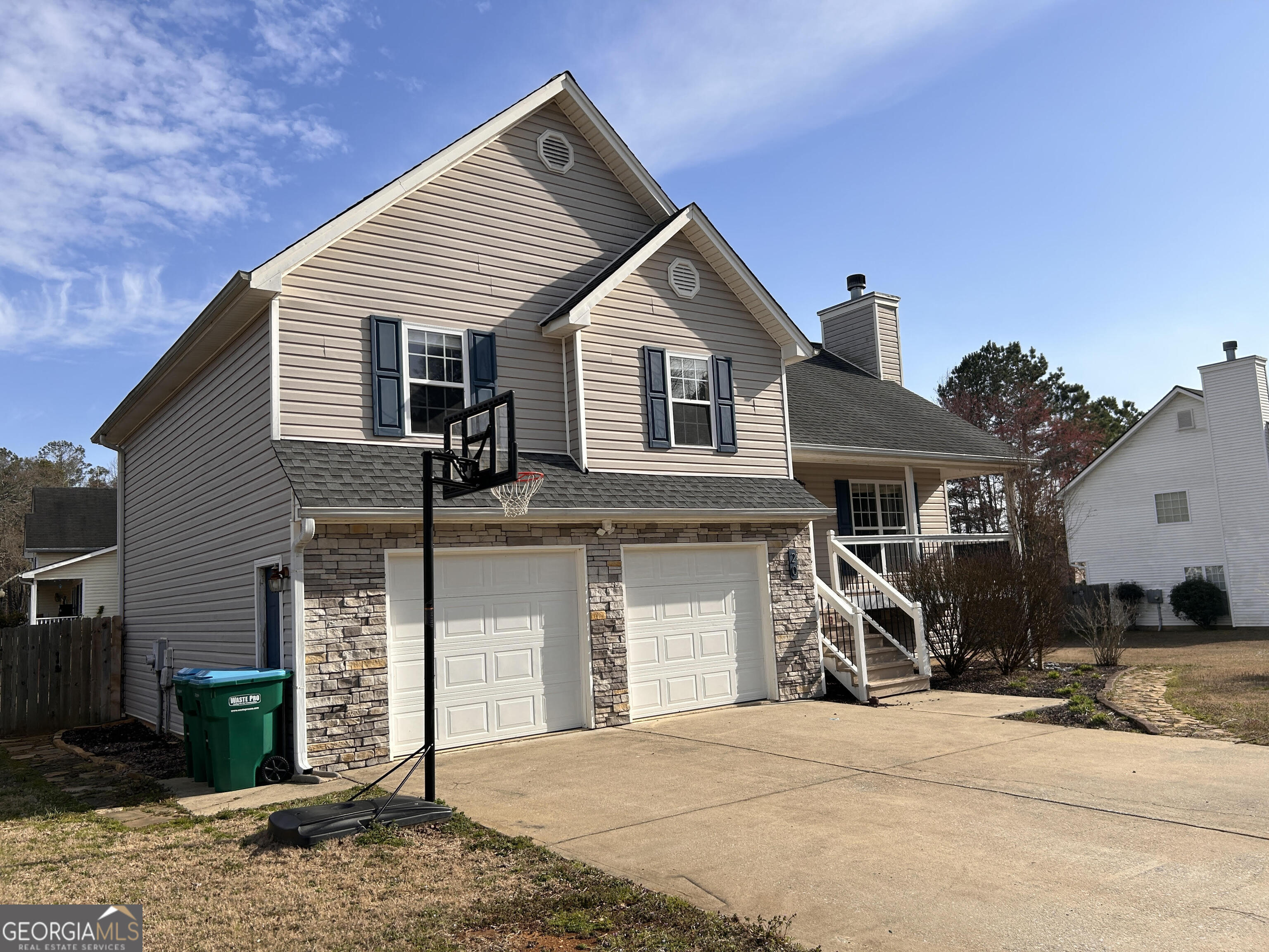 20 Triangle Lane Property Photo