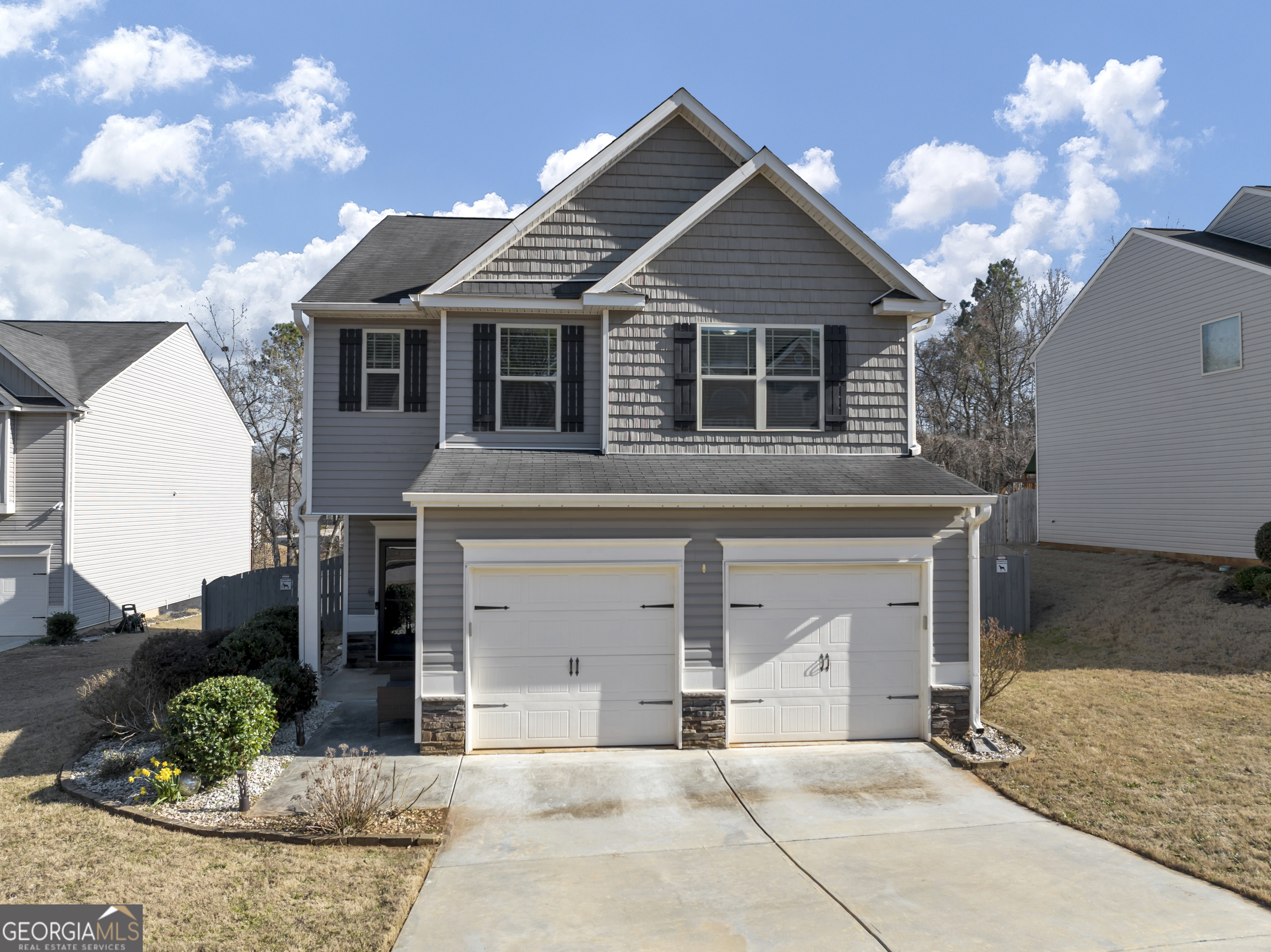 7104 Skippingstone Way Property Photo