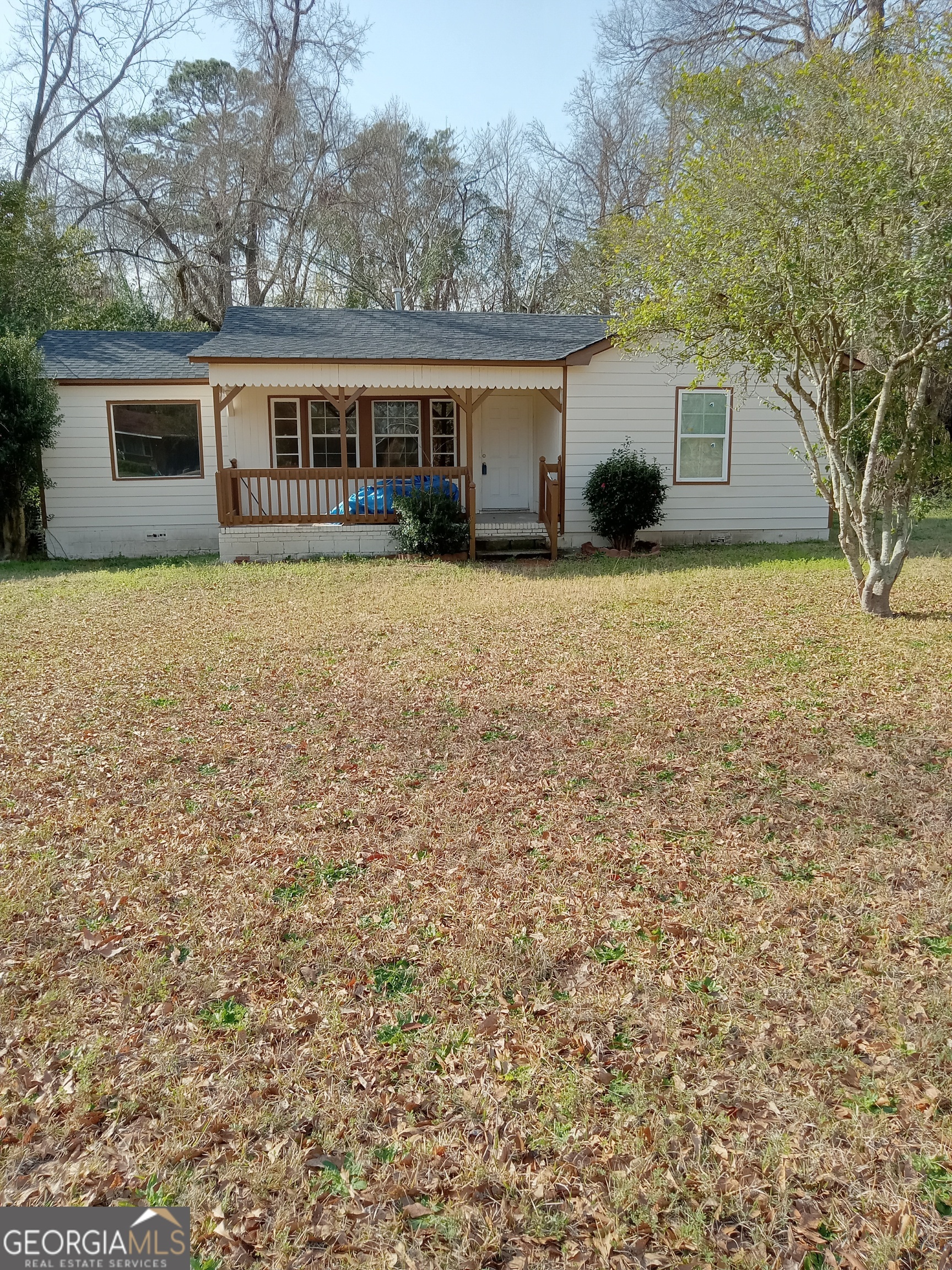 1570 Colonial Drive Property Photo 1