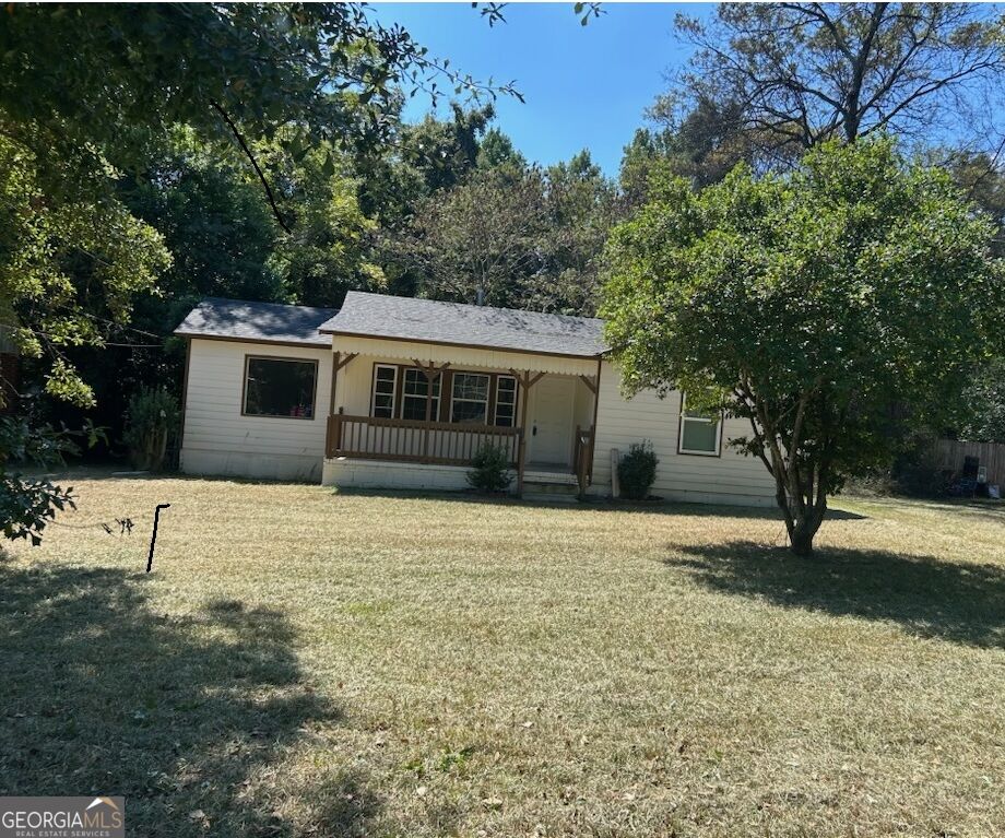 1570 Colonial Drive Property Photo 1