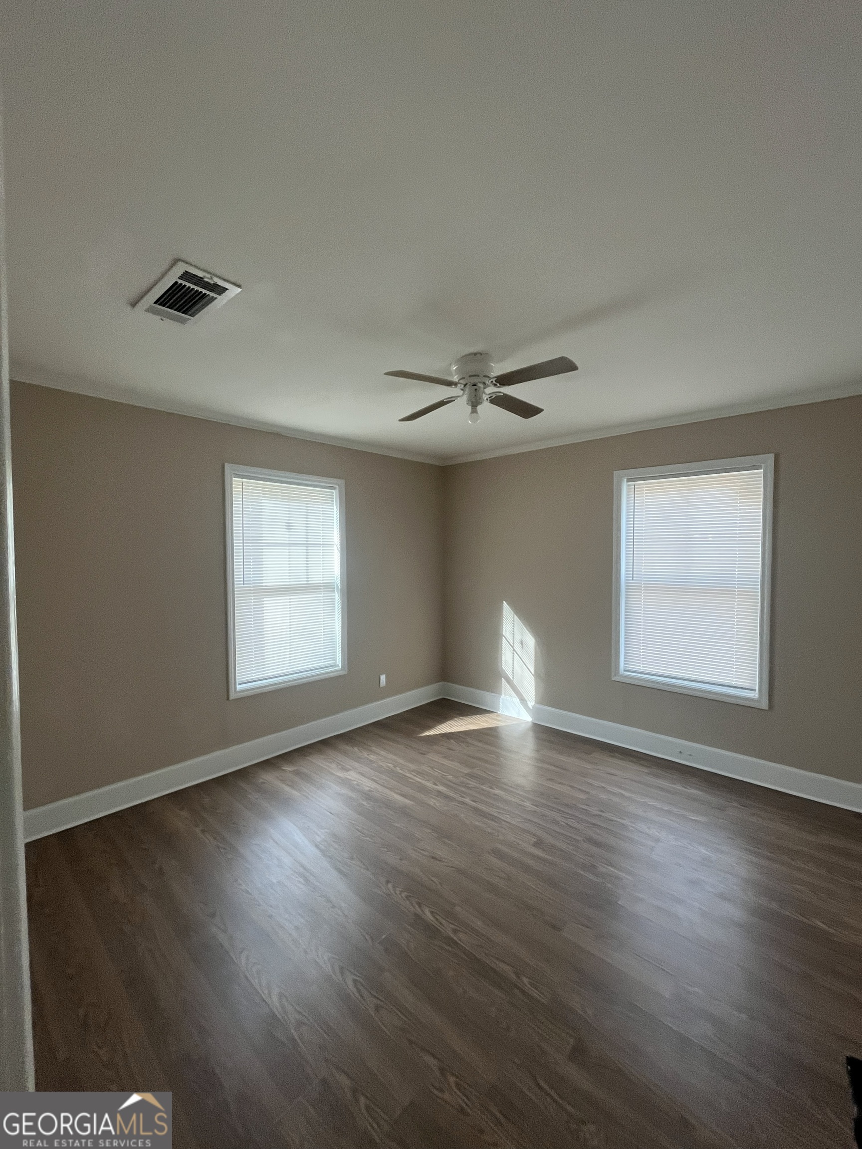 1570 Colonial Drive Property Photo 5
