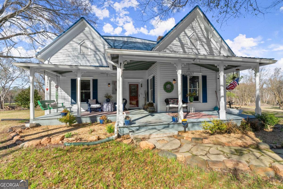 6558 Old Gillsville Road Property Photo