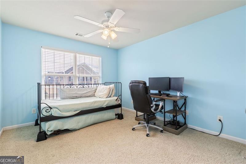 668 New Liberty Way Property Photo 33