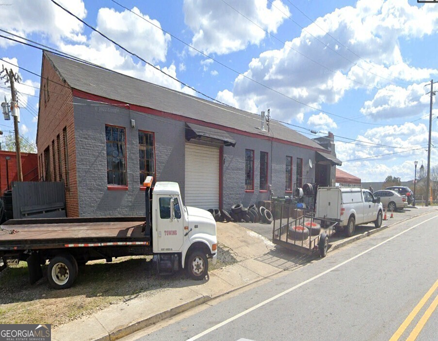 85 W Broad Street Property Photo 2