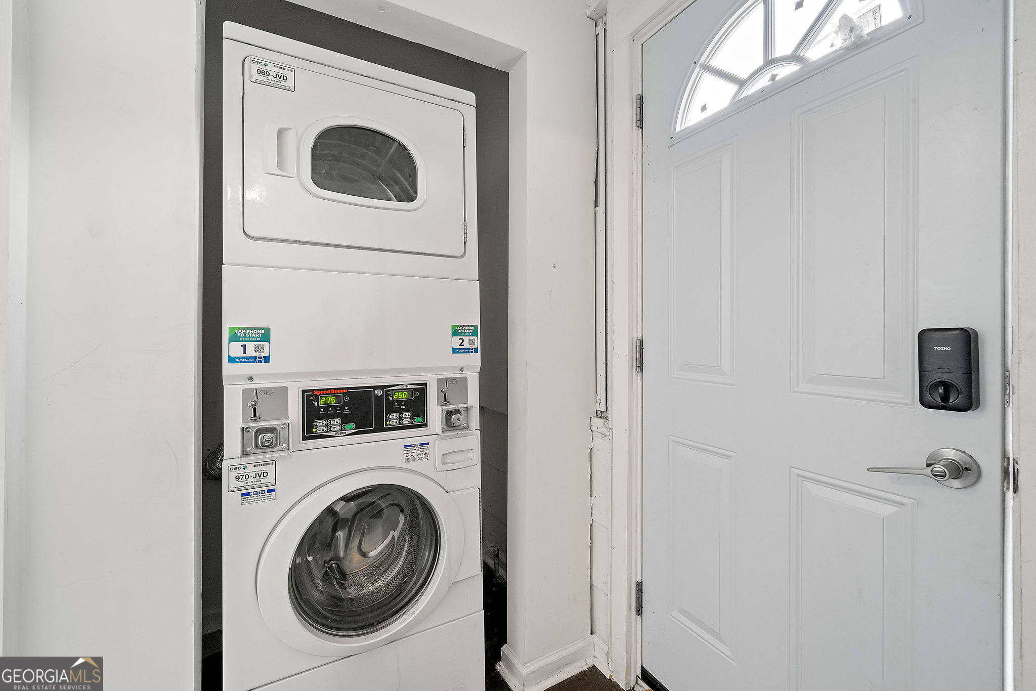89 Ollie Street Nw Property Photo 2