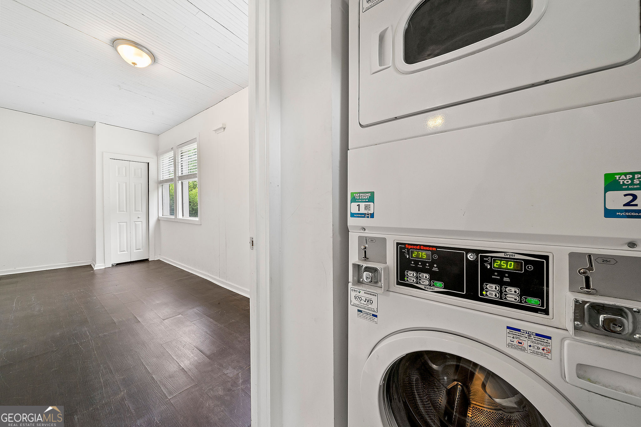 89 Ollie Street Nw Property Photo 3