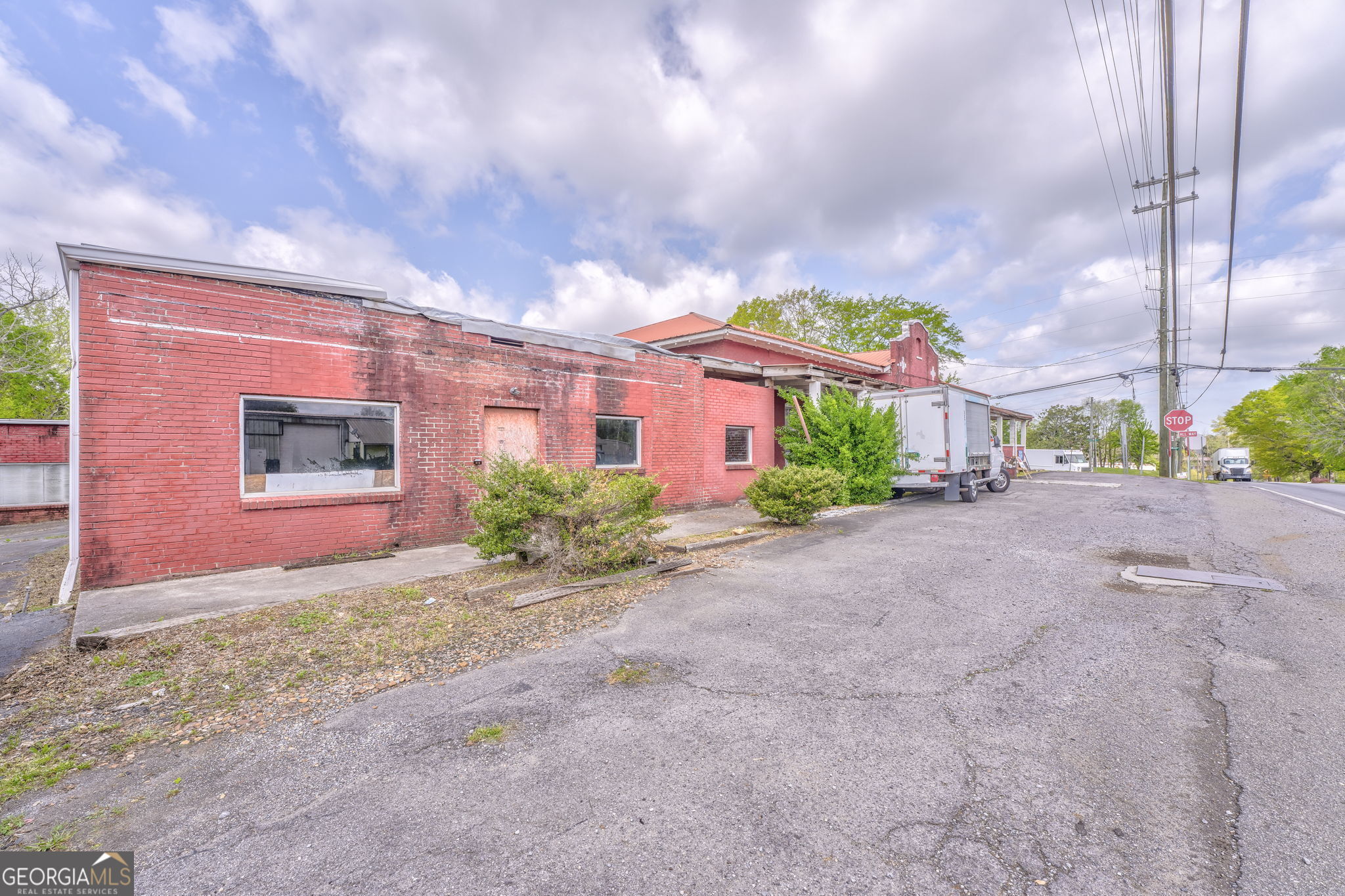 285 Highway 225 S Property Photo 4