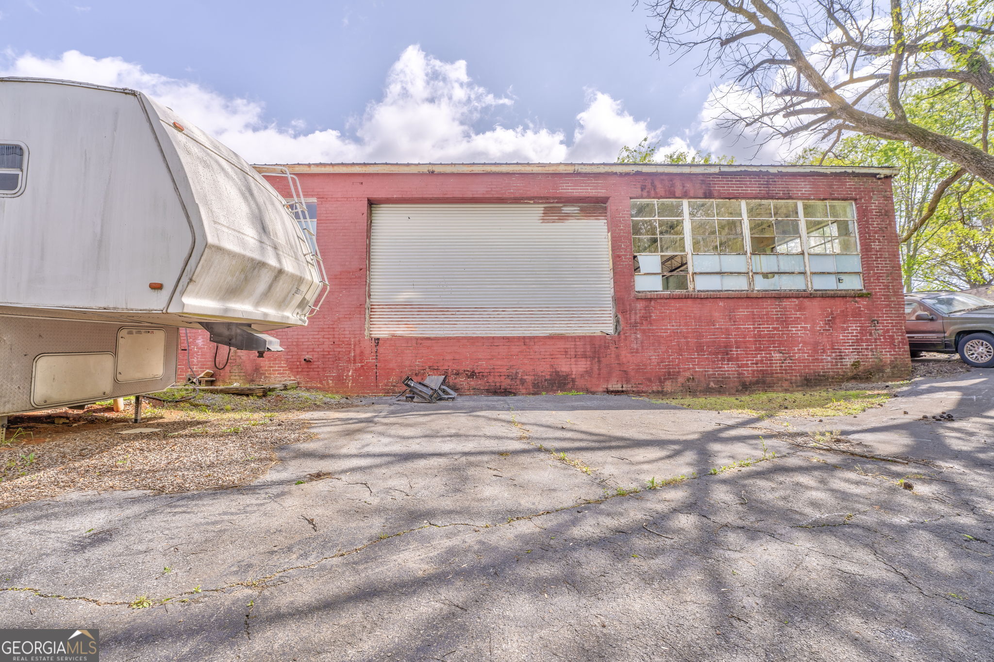 285 Highway 225 S Property Photo 8