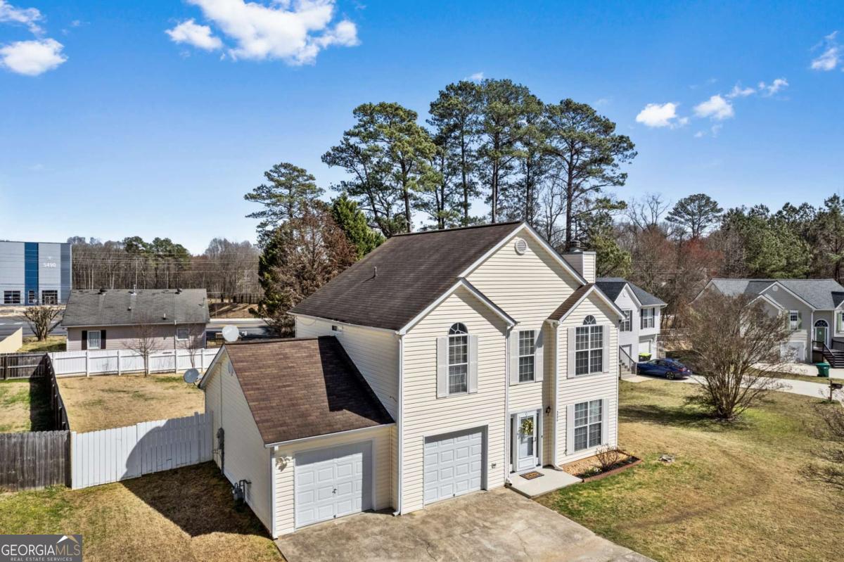 5556 Brenston Way Property Photo