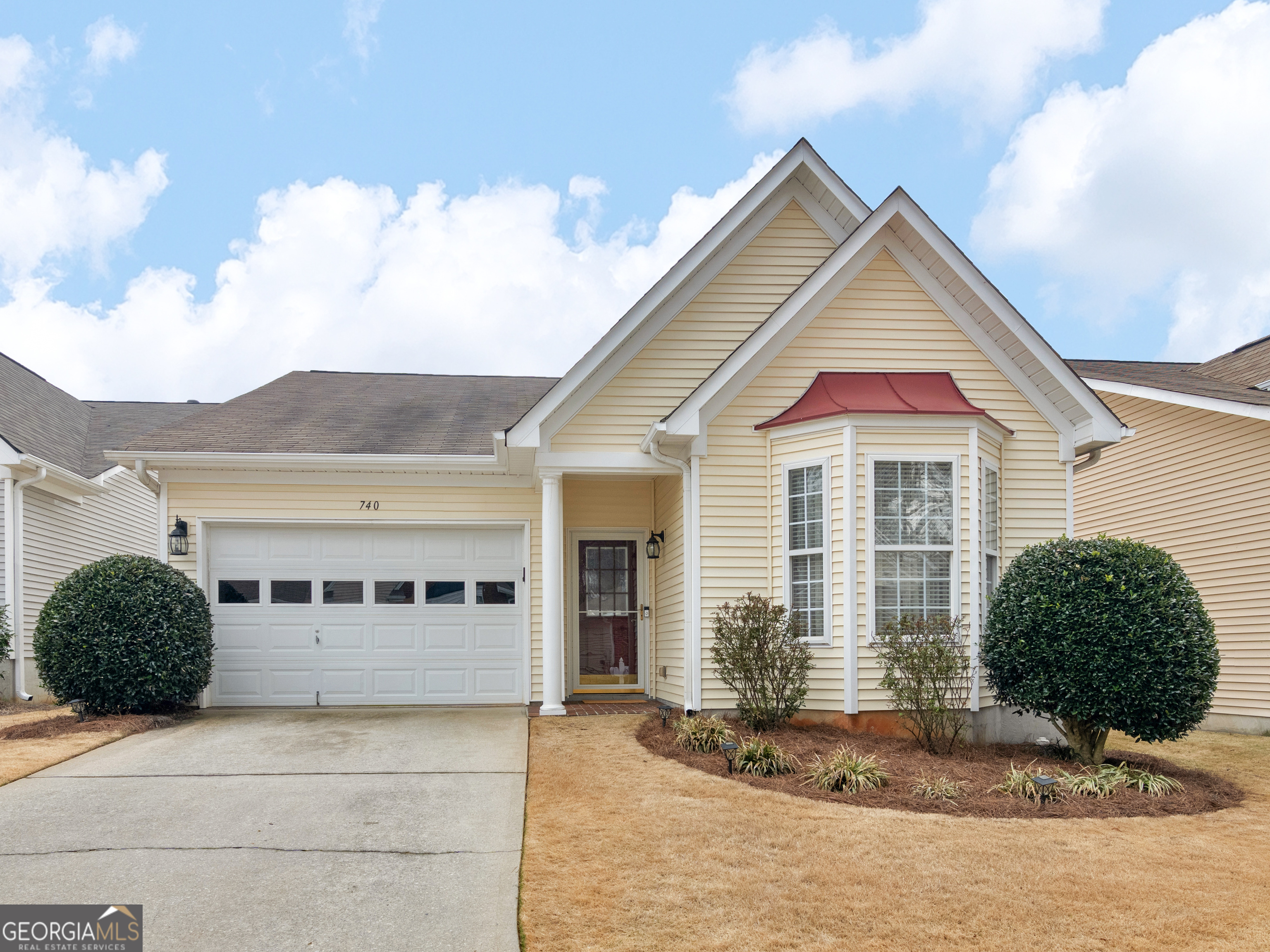 740 Azalea Avenue Property Photo
