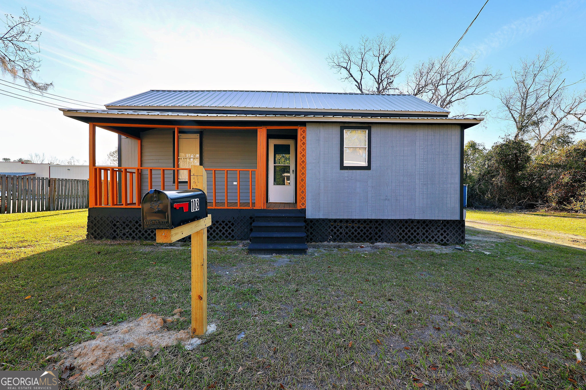 108 Perry Lane Property Photo