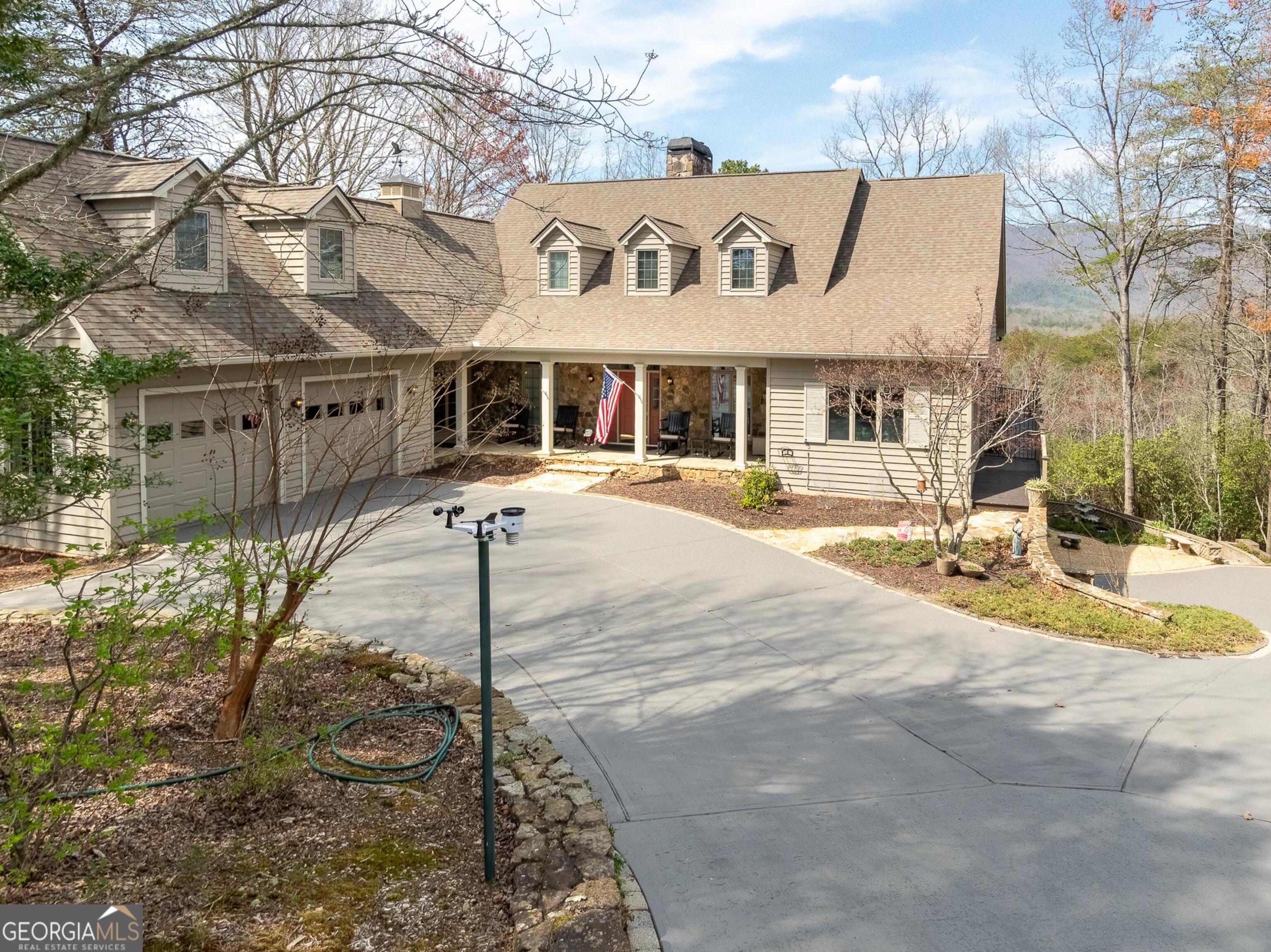 516 Woodbrier Property Photo