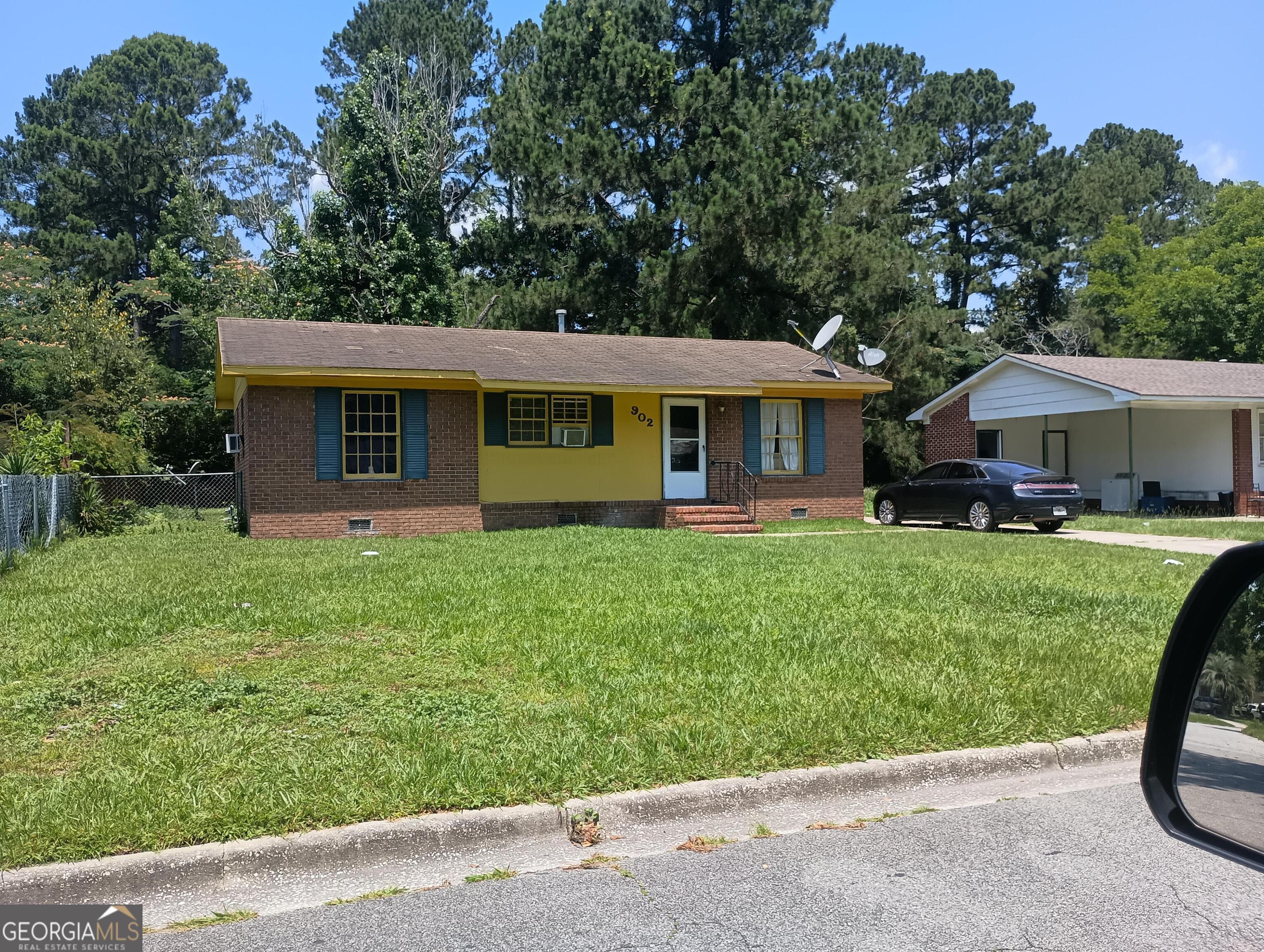 902 Jamestown Drive Property Photo