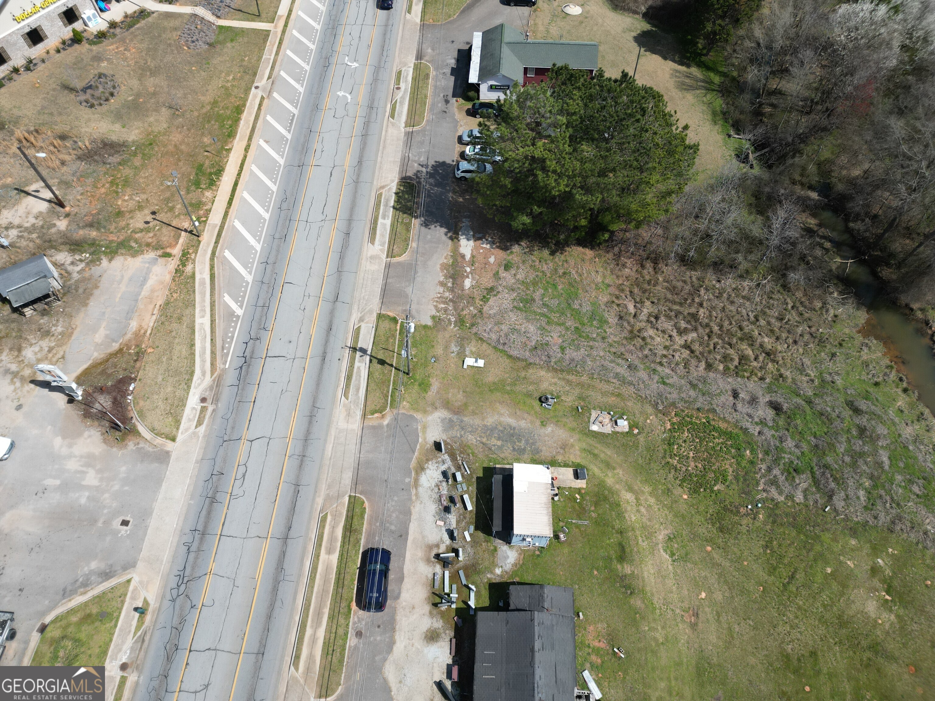 1241 E Broad Street Property Photo 4