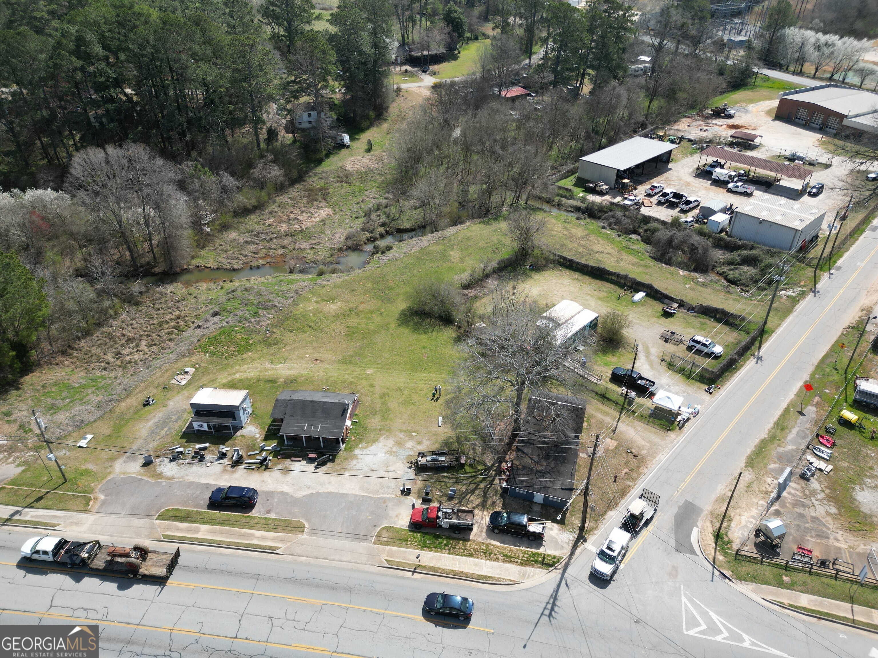 1241 E Broad Street Property Photo 9
