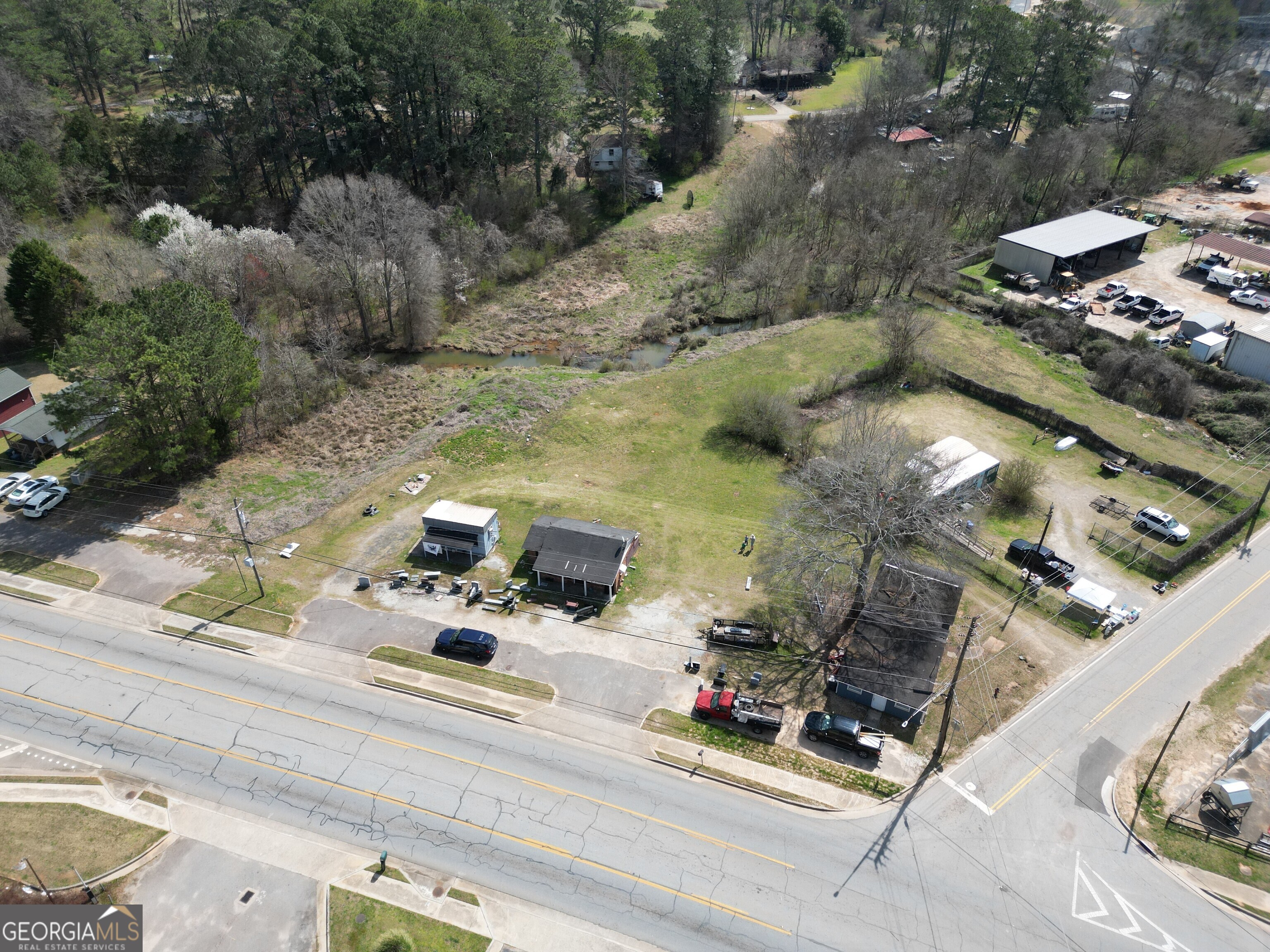 1241 E Broad Street Property Photo 11