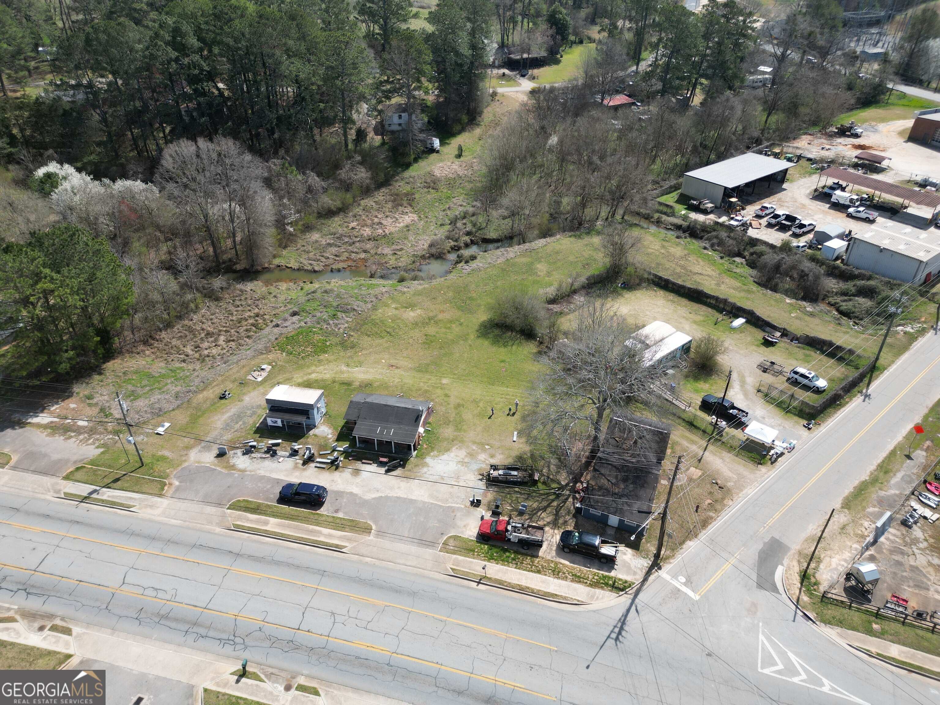 1241 E Broad Street Property Photo 12