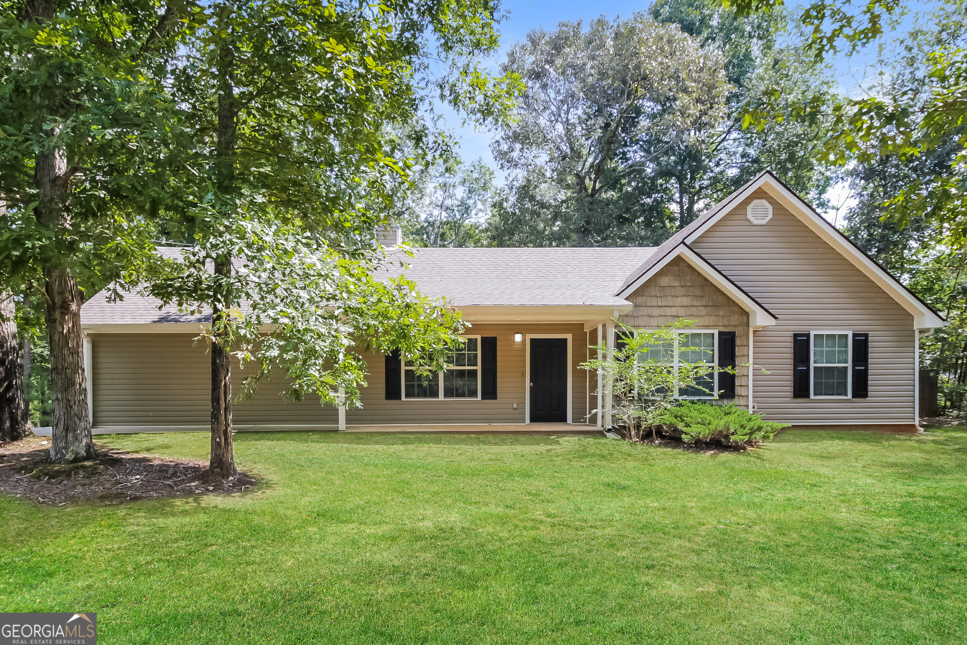 767 Holly Springs Road Property Photo