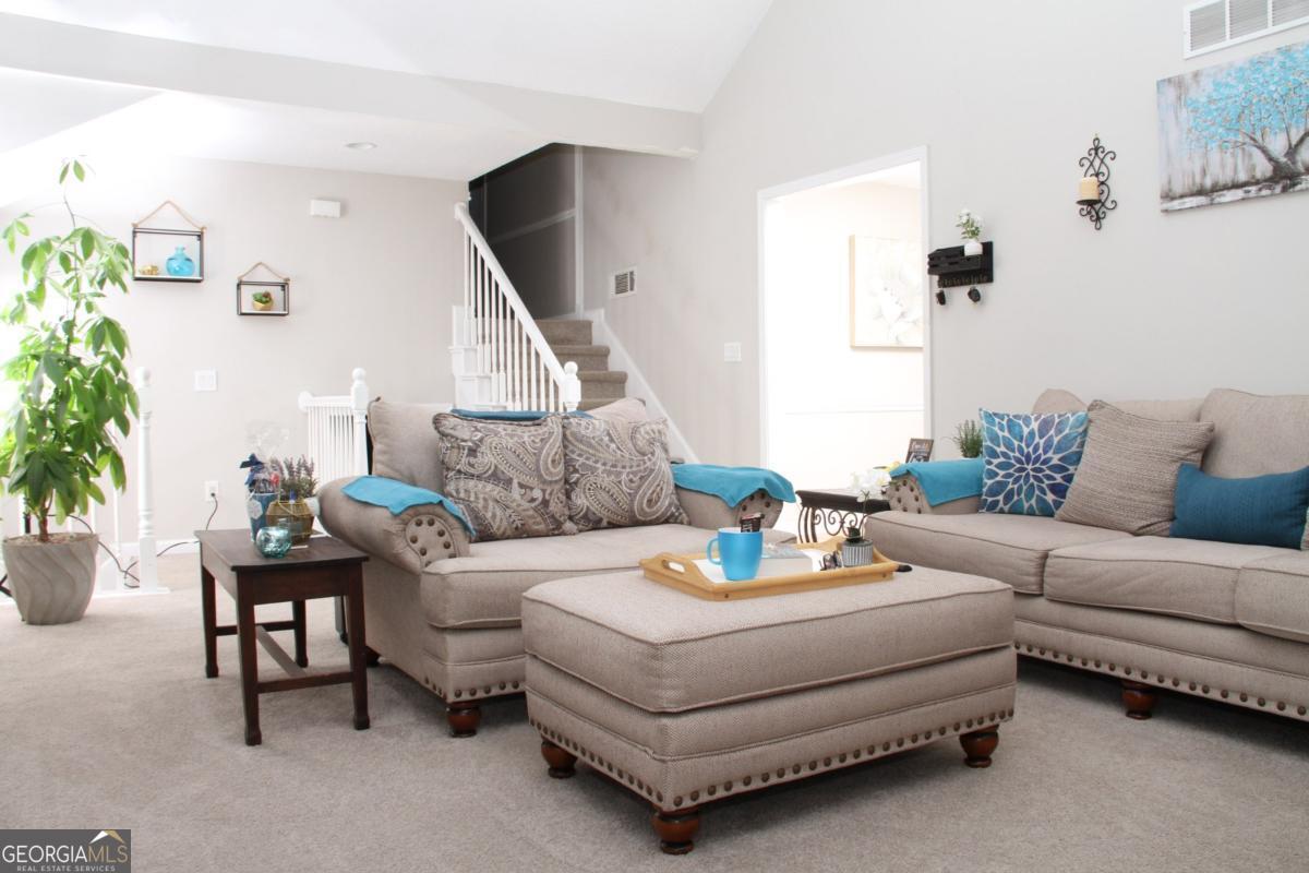 55 Bonds Court Property Photo 20