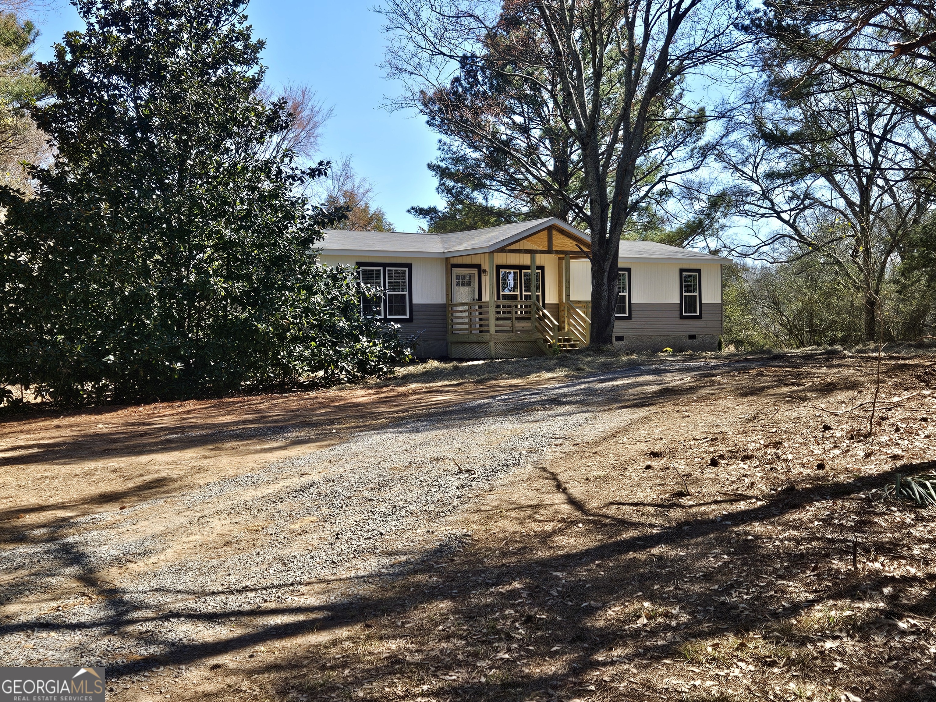 602 Tibbs Bridge Rd Property Photo