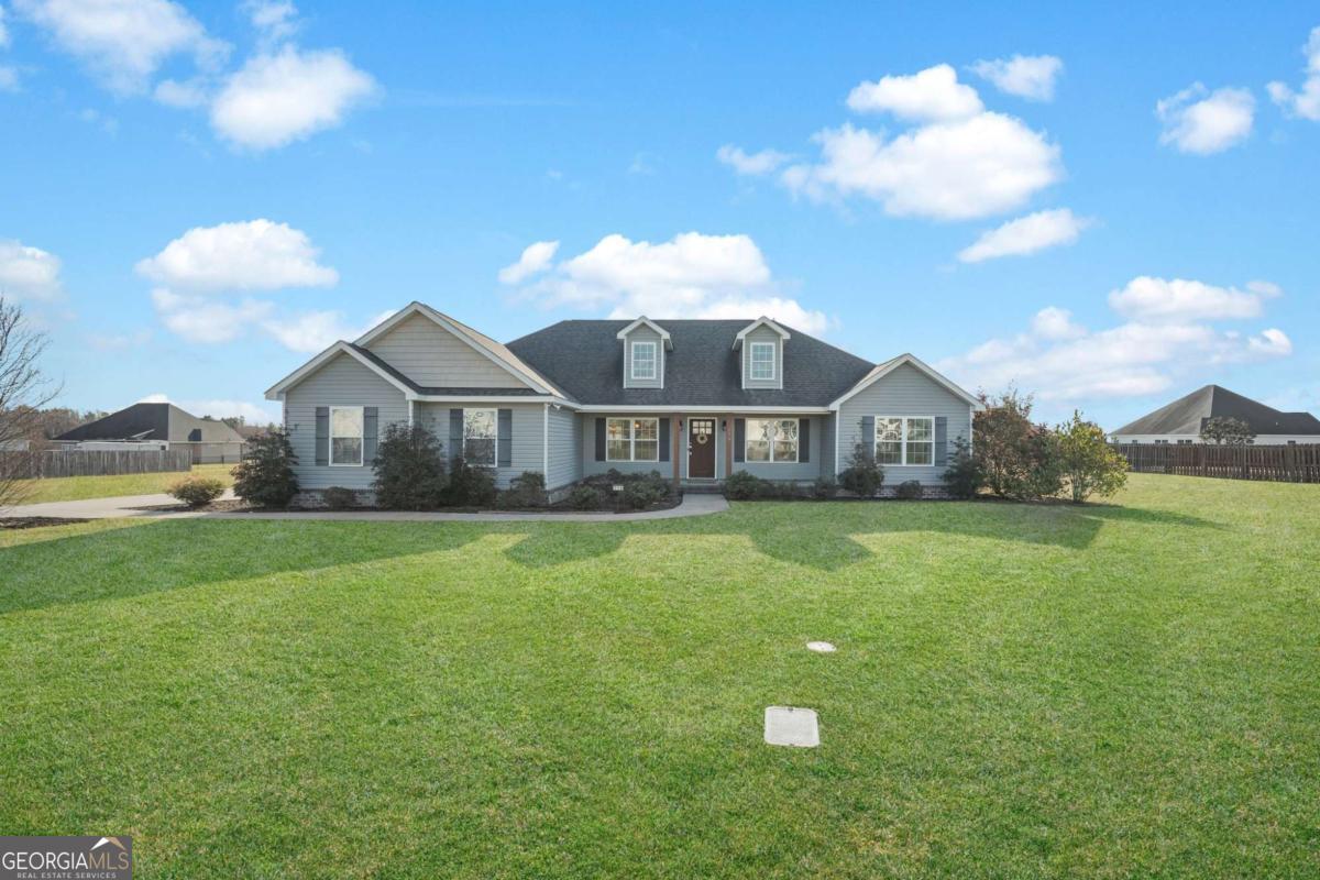 116 Woodbridge Way Property Photo