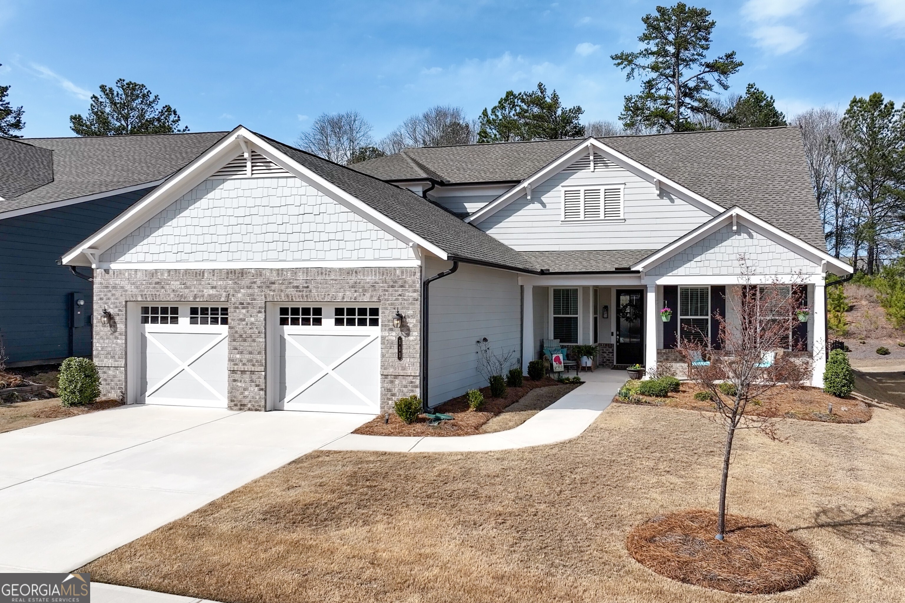 111 Silver Court Property Photo