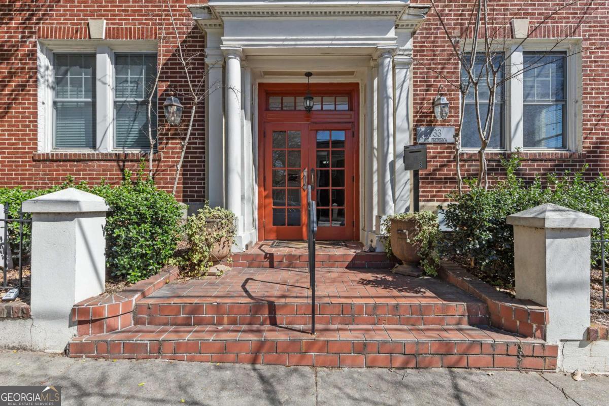 733 Frederica Street Ne # 7 Property Photo