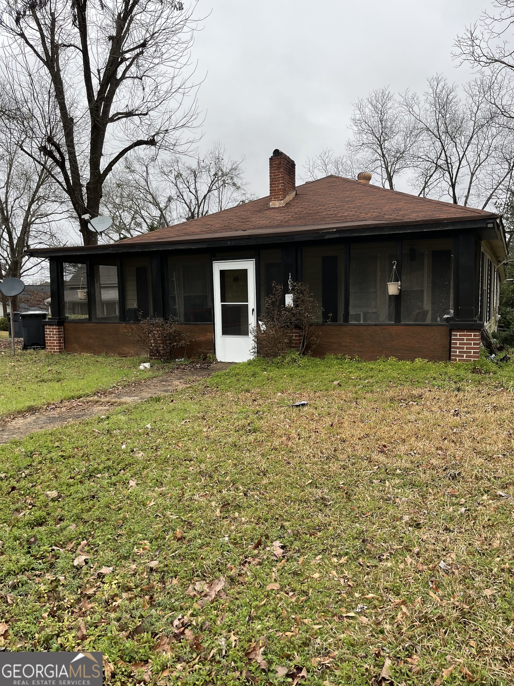 109 E Main Street Property Photo