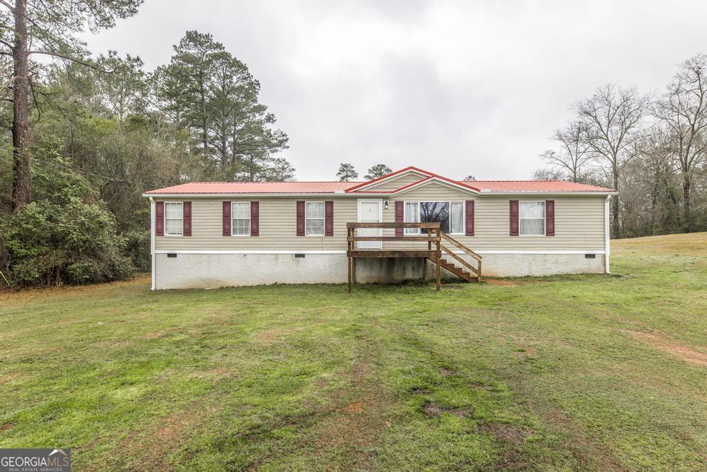 211 Borders Road Property Photo